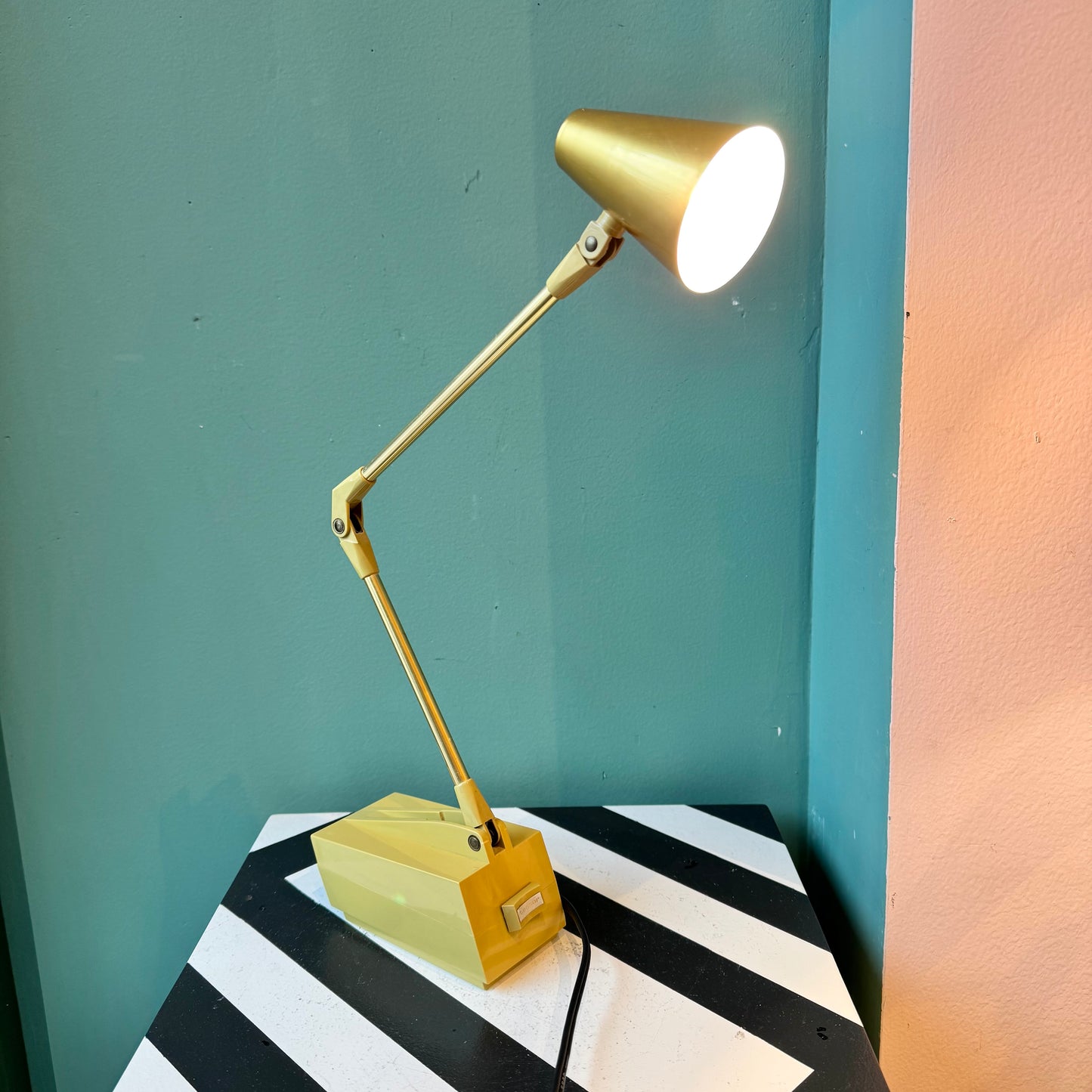 Vintage MCM Adjustable Desk Lamp by Tensor