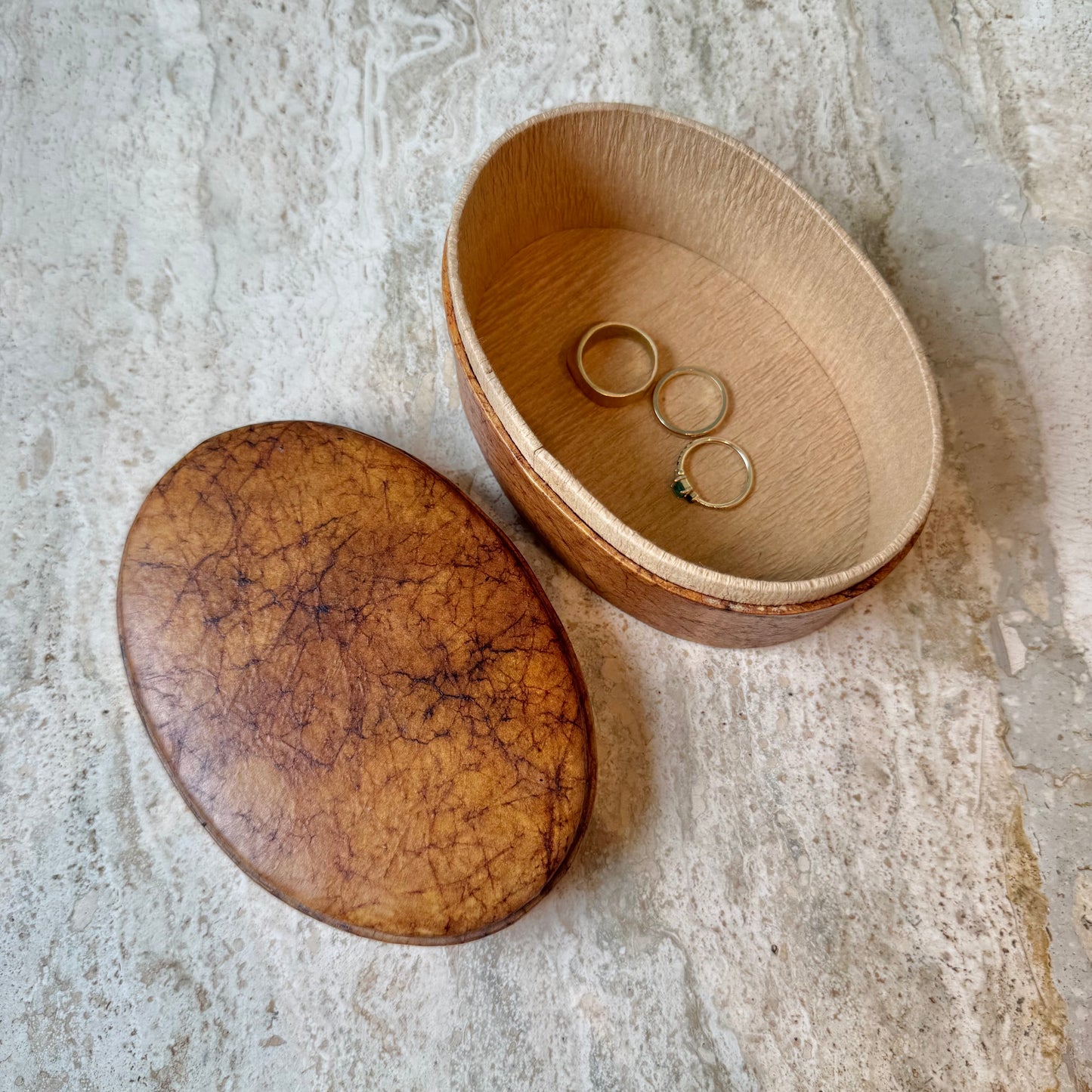 Vintage Oval Faux Leather Box