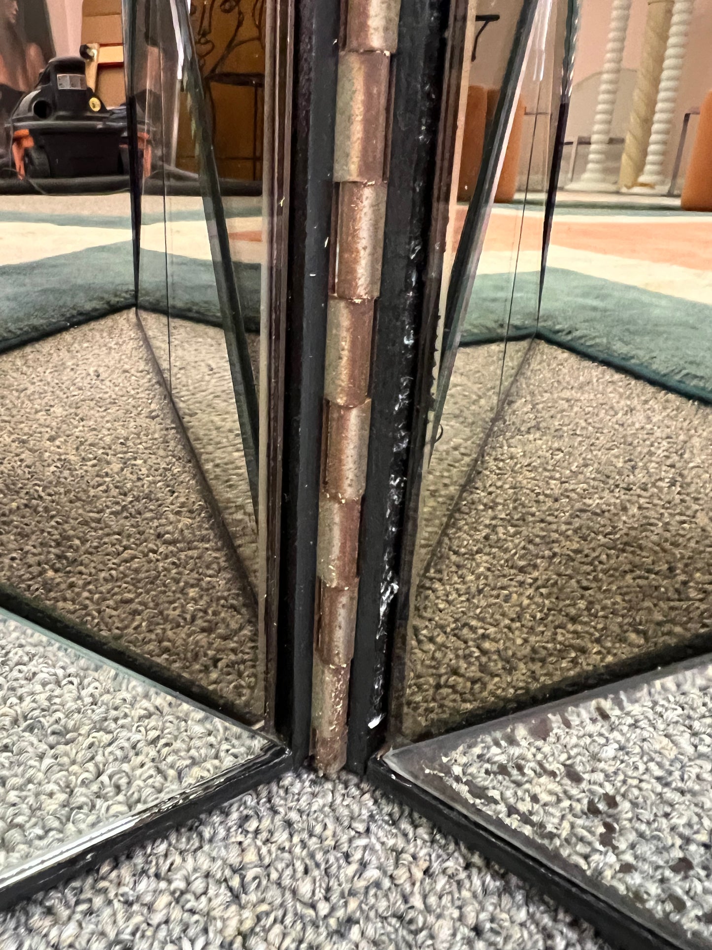 *ON HOLD. Vintage 4 Panel Chevron Mirrored Screen/Room Divider