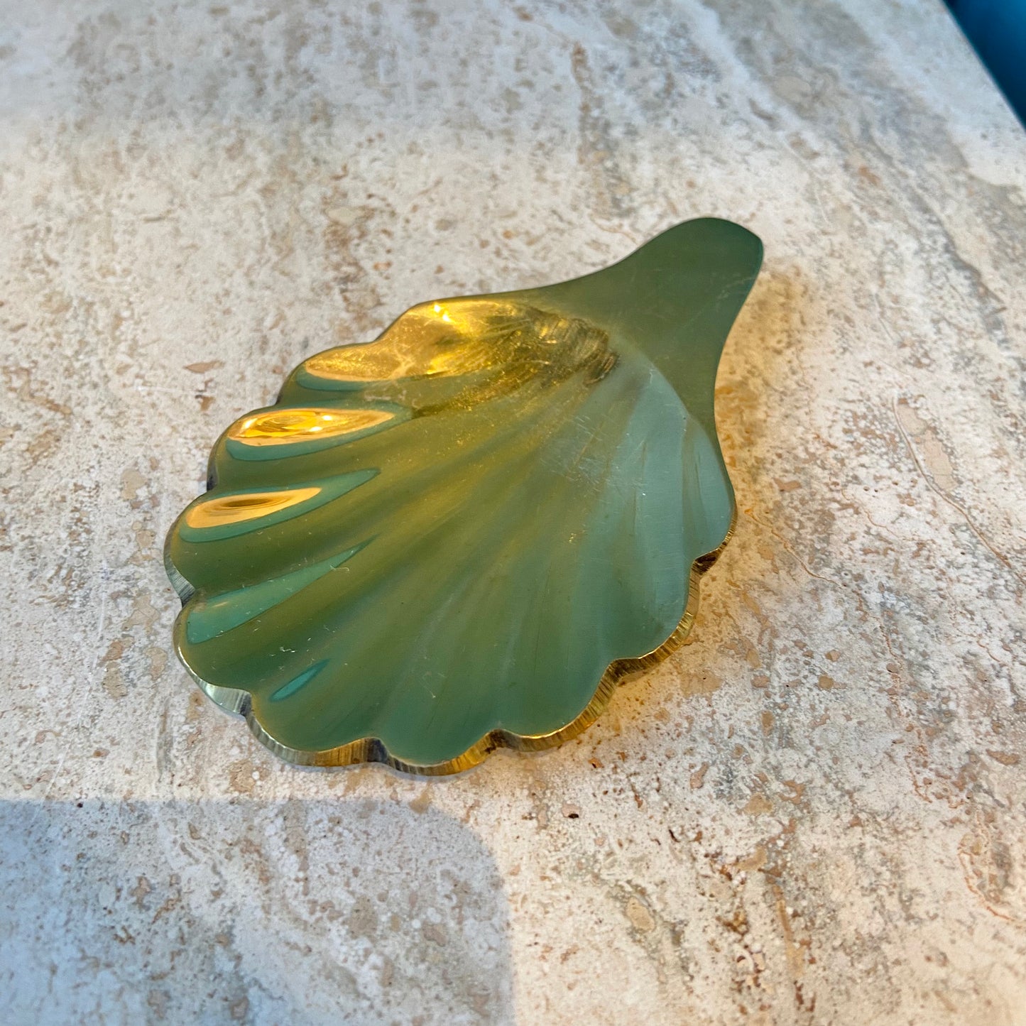 Vintage Brass Shell Ring Dish/item