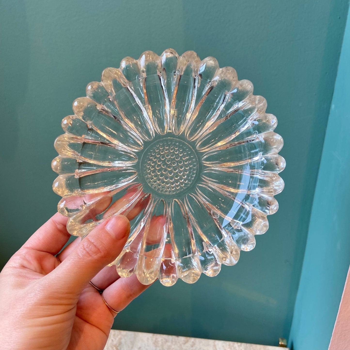 Pair of Vintage Glass Sunflower Nesting Ashtrays/Catchalls