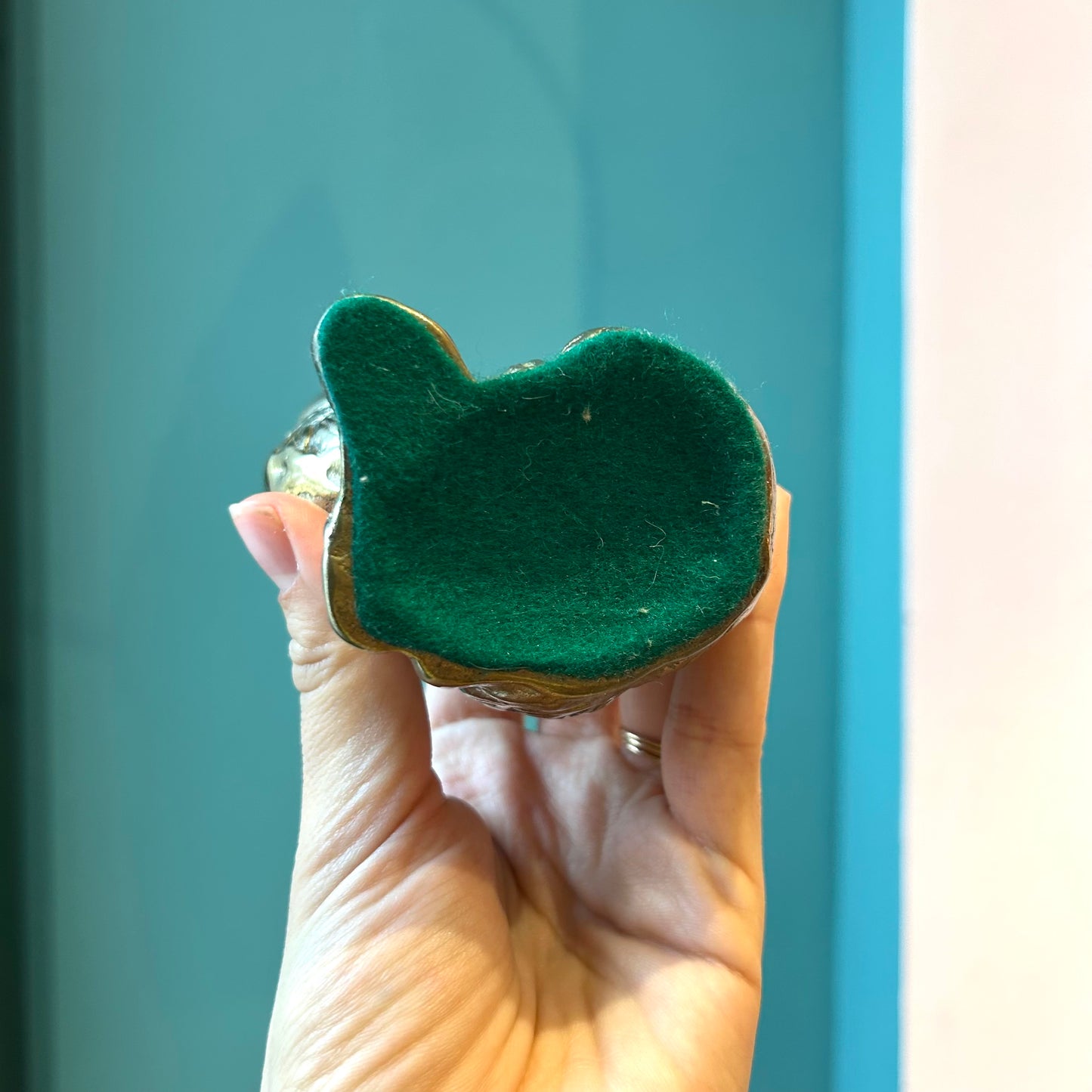 Vintage Seated Brass Cat Statue