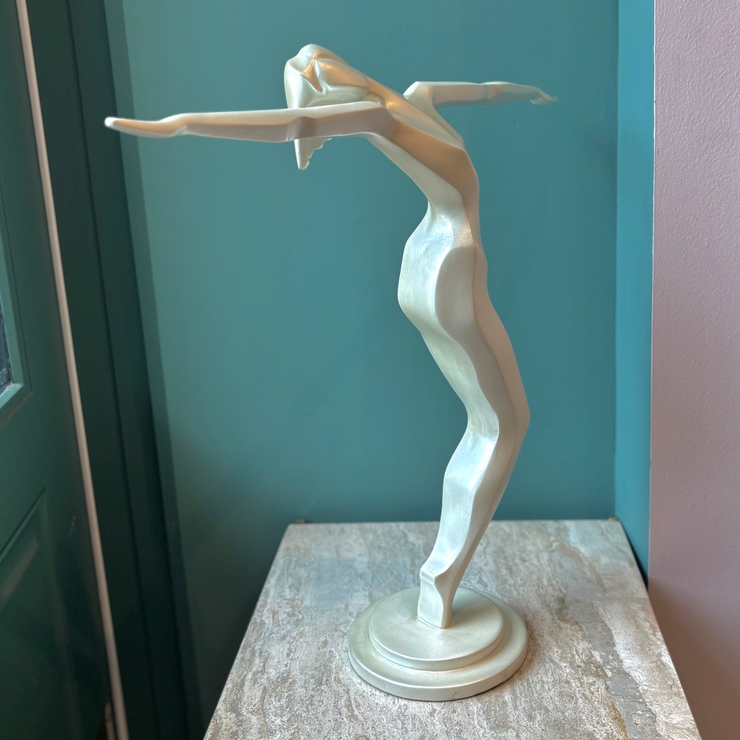 Vintage Art Deco Dramatic Posing Figure Statue