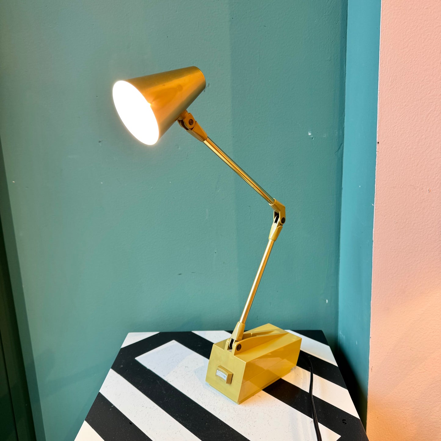 Vintage MCM Adjustable Desk Lamp by Tensor