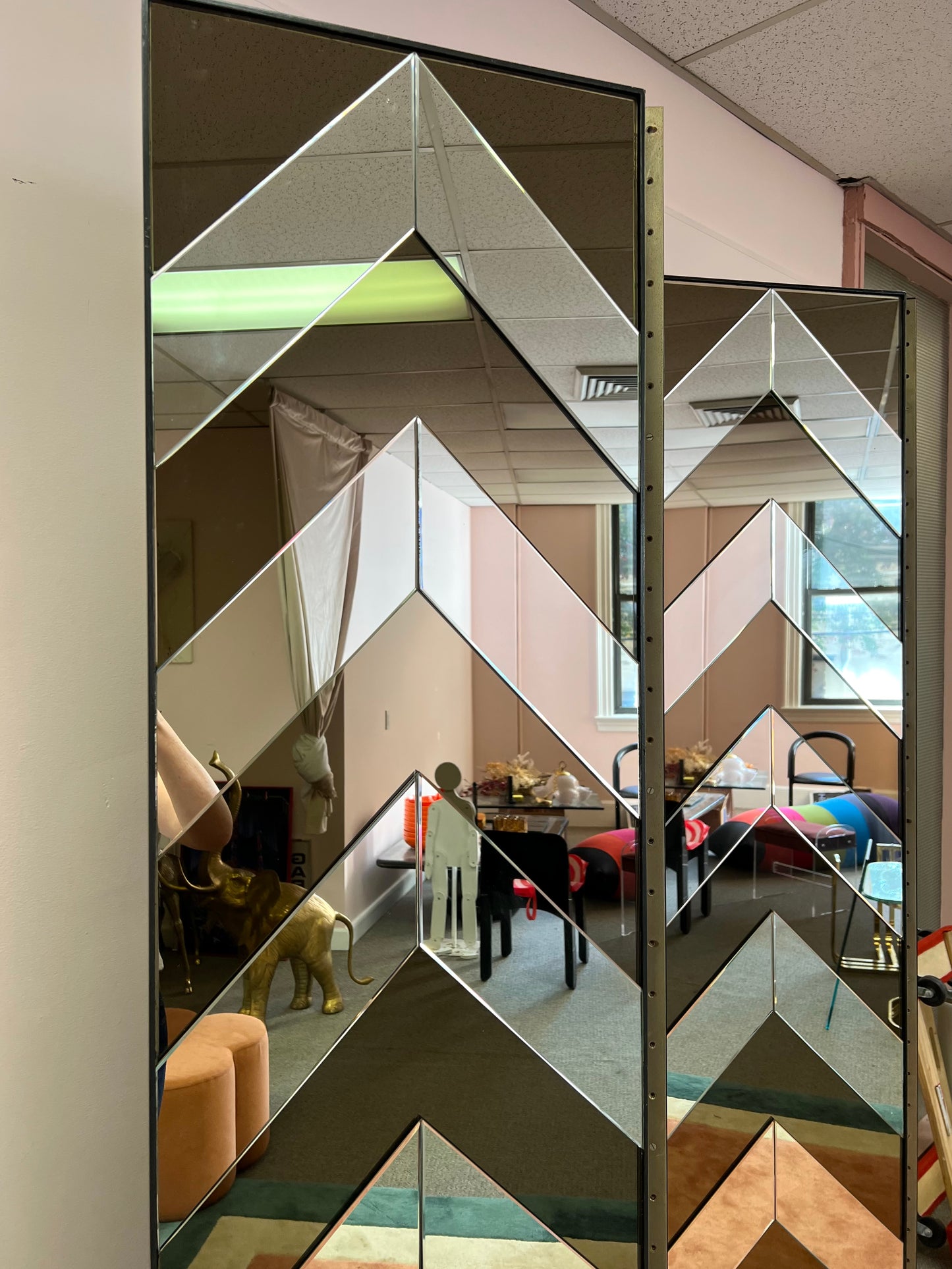 *ON HOLD. Vintage 4 Panel Chevron Mirrored Screen/Room Divider