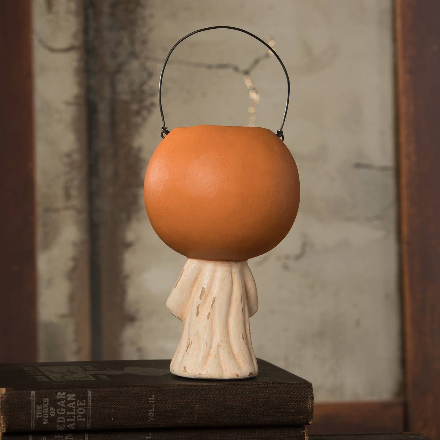 Vintage Inspired Scared Pumpkin Ghost