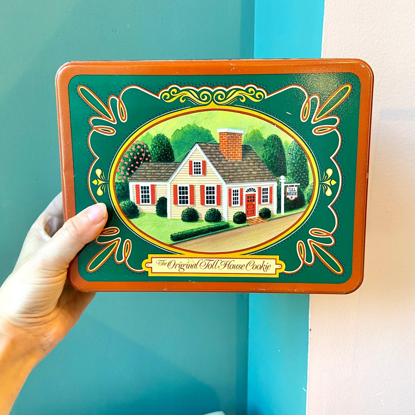 Vintage Toll House Cookie Tin Box