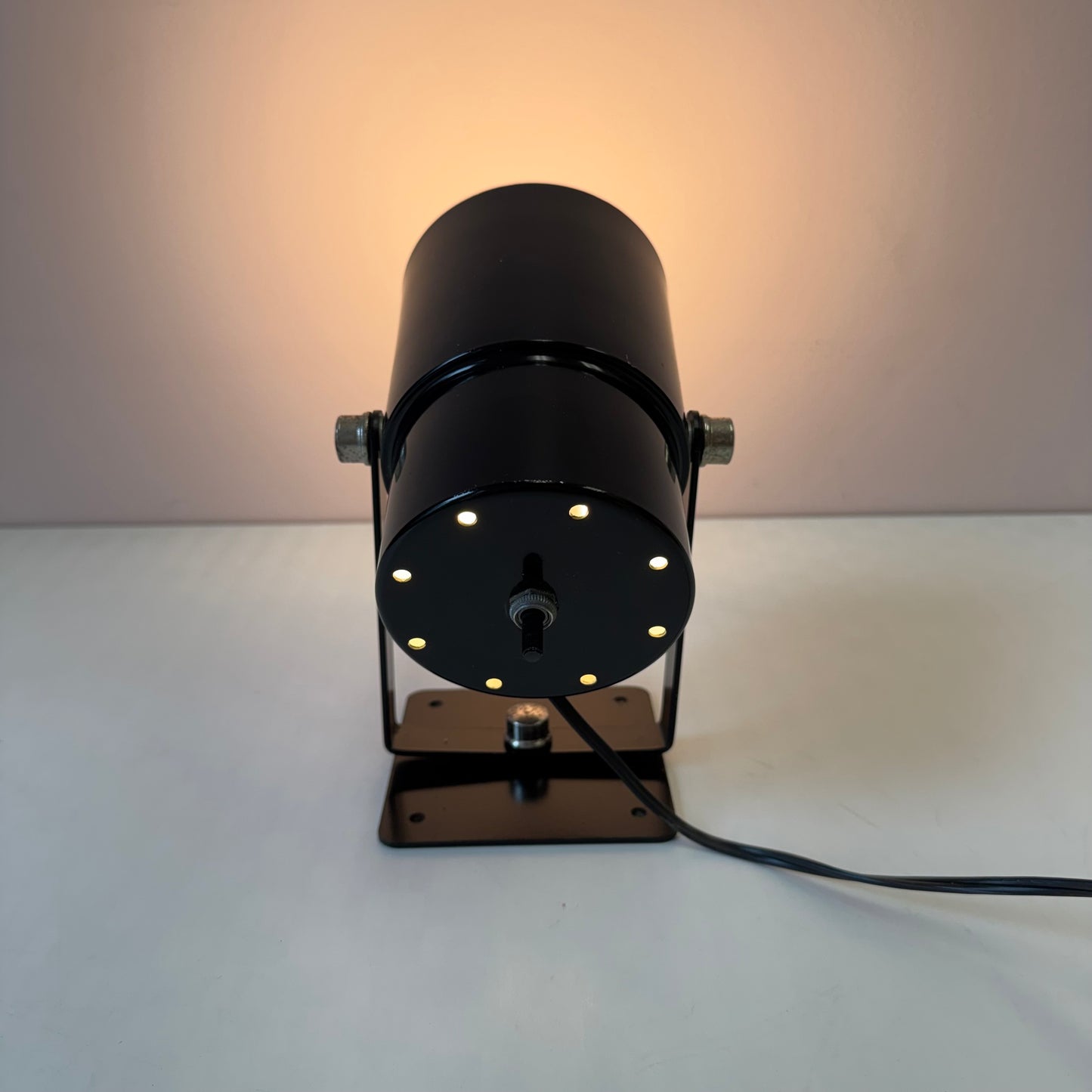 Vintage Black Metal Adjustable Spotlight Lamp
