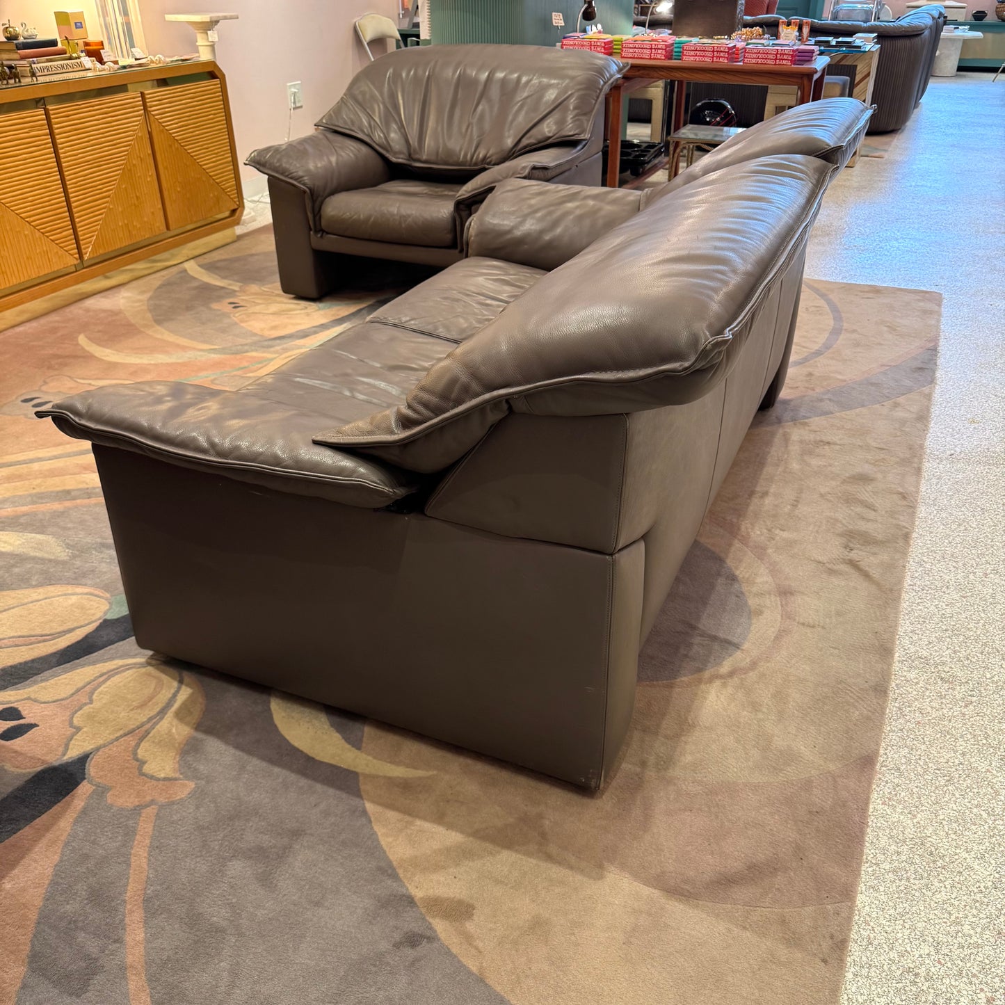 1980's Vintage Taupe Leather Adjustable Sofa by Durlet