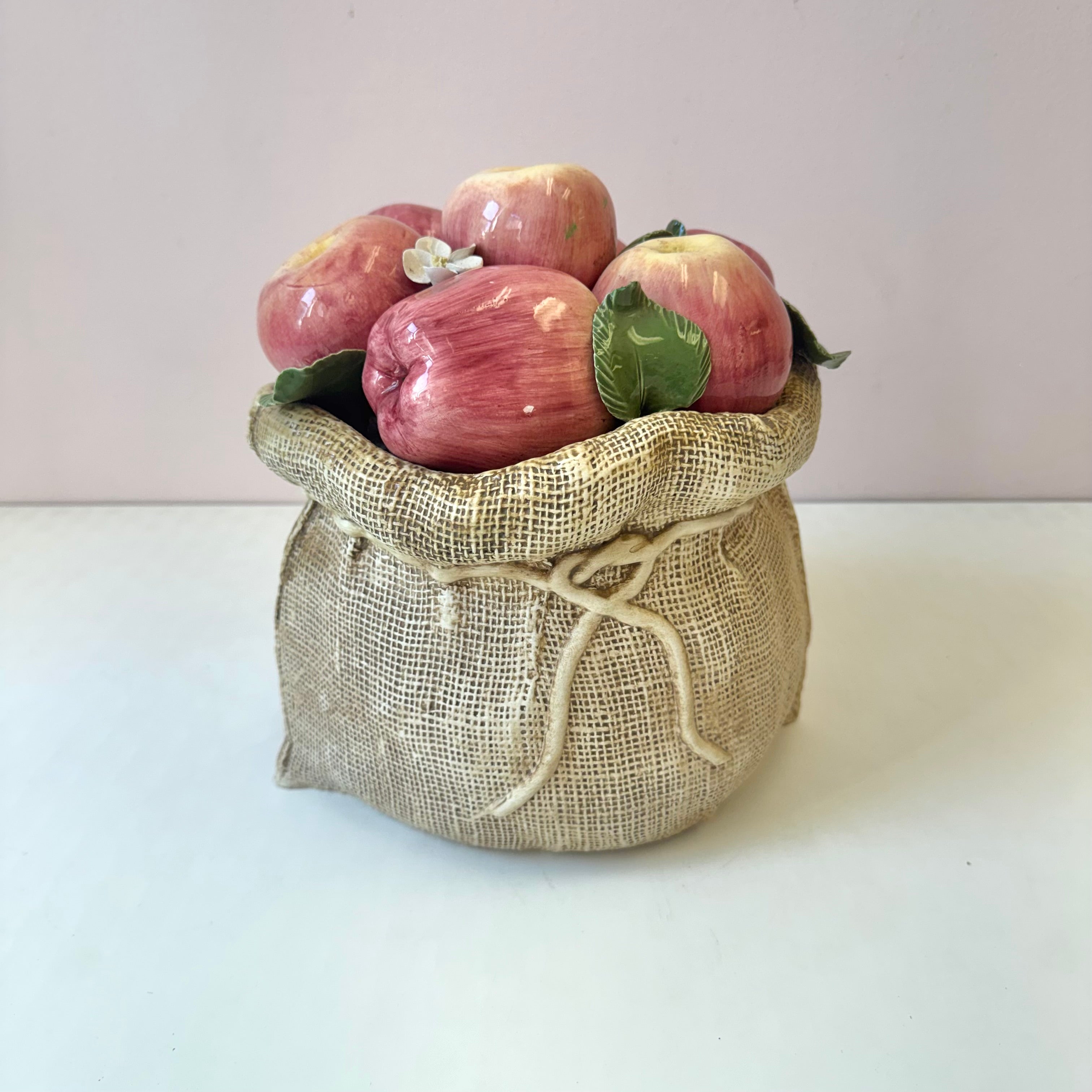 Art & Sculptures – The Swan's House