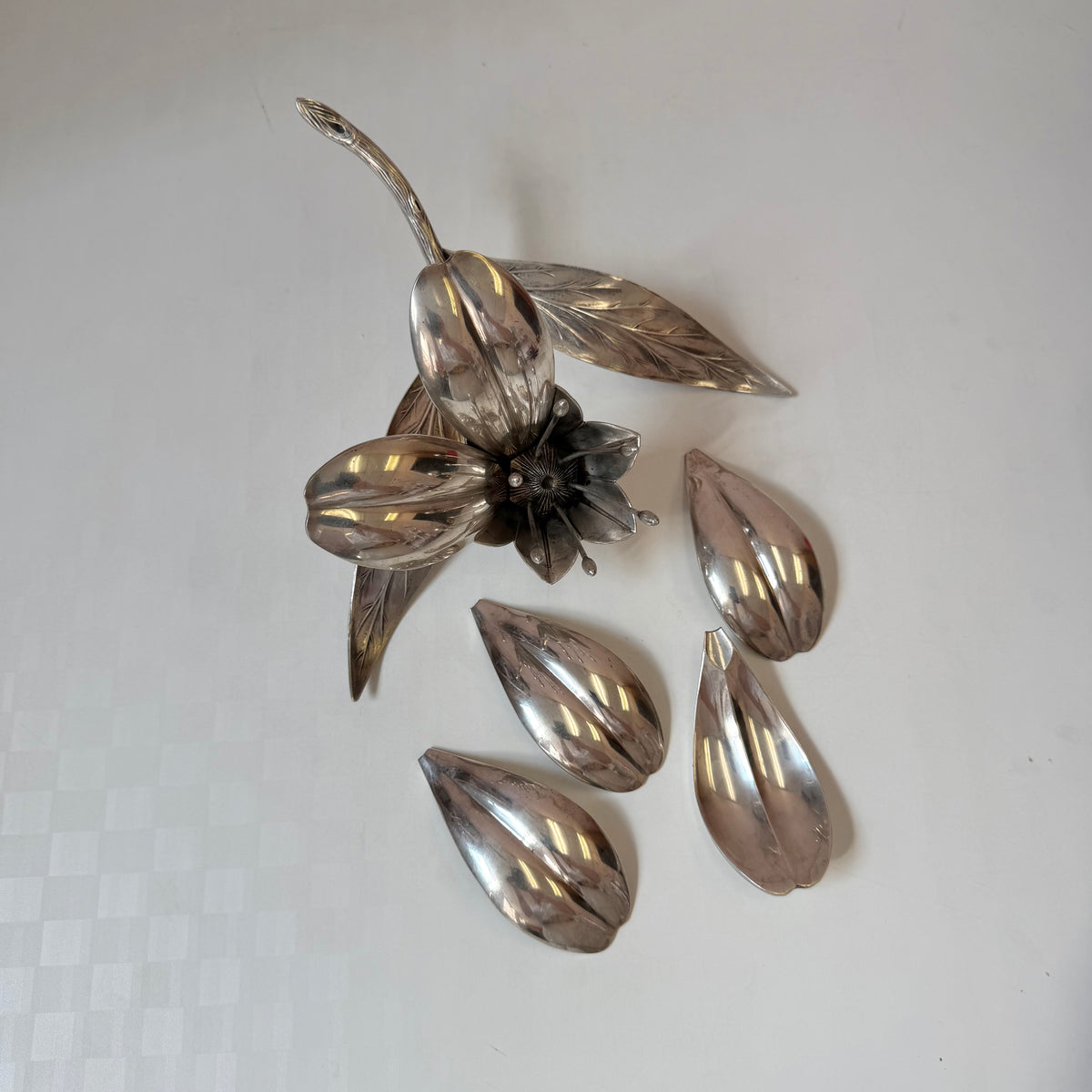 Vintage Silver-Plated Flower with Individual Petal Ashtray/Dishes by PLAME Spain