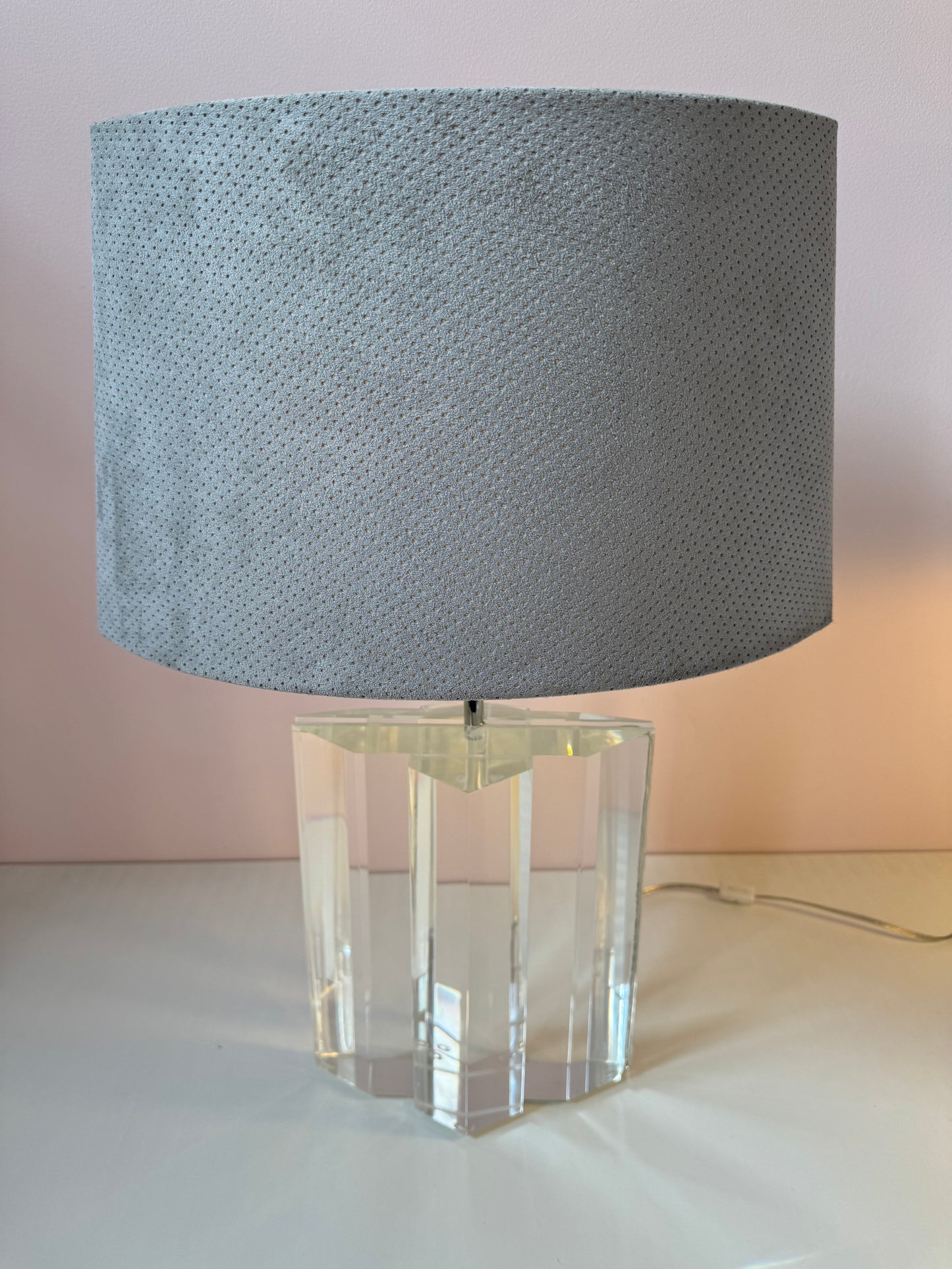 Vintage Lucite Diamond Block Lamp by Les Prismatiques/item