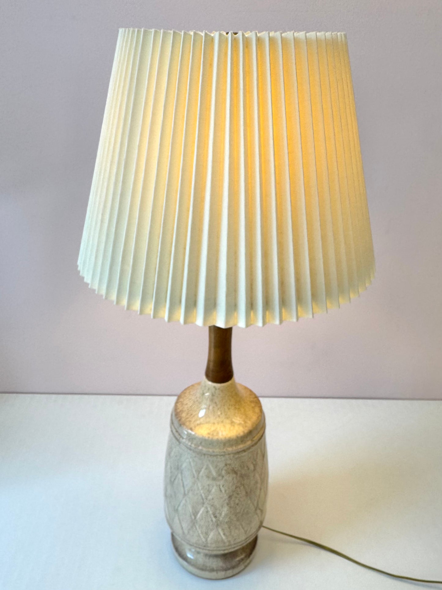 Vintage Mid-Century Ceramic and Walnut Lamp w/shade