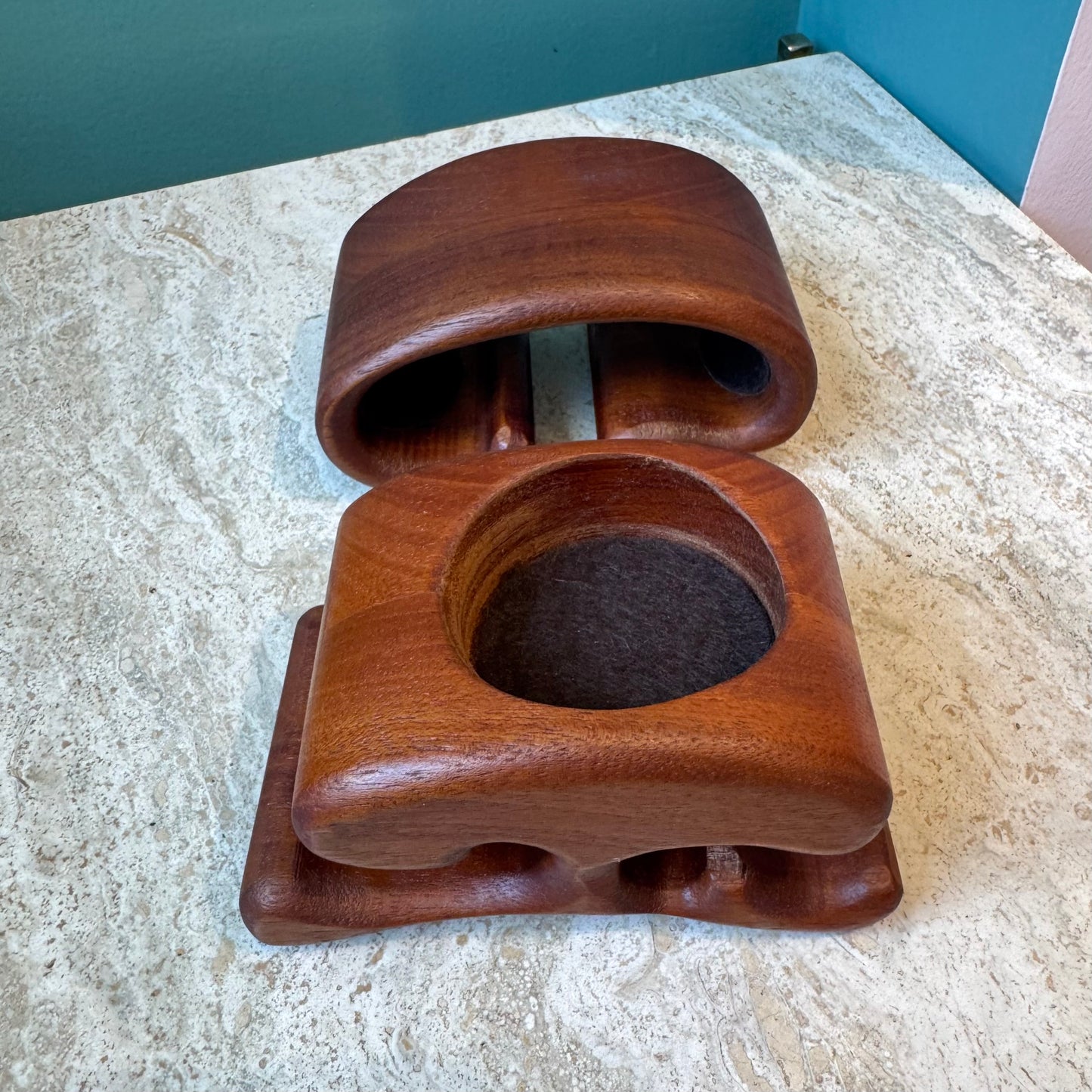 Vintage Fred Marilyn Buss Style Puzzle Box