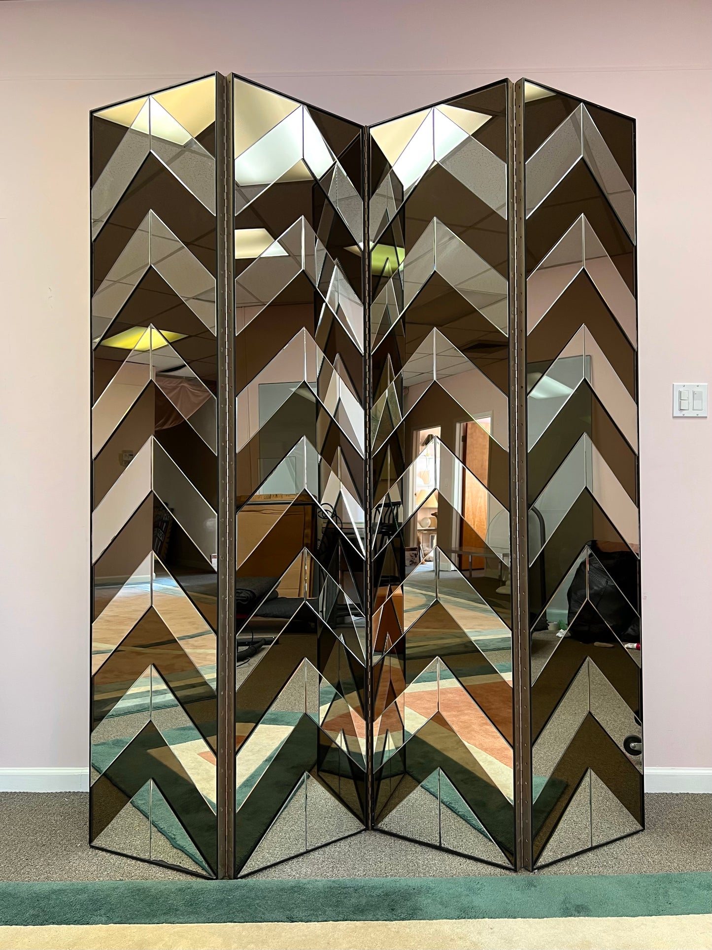 Vintage 4 Panel Chevron Mirrored Screen/Room Divider