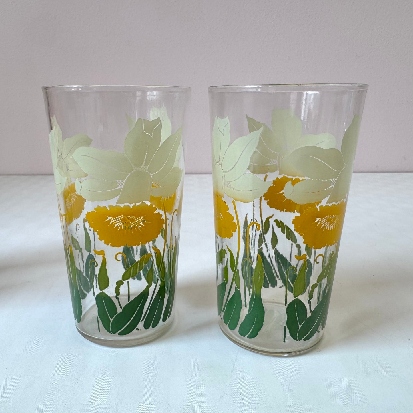 Vintage Set of 4 Mid-Century Flower Glasses