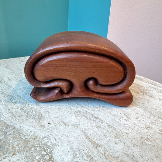 Vintage Fred Marilyn Buss Style Puzzle Box