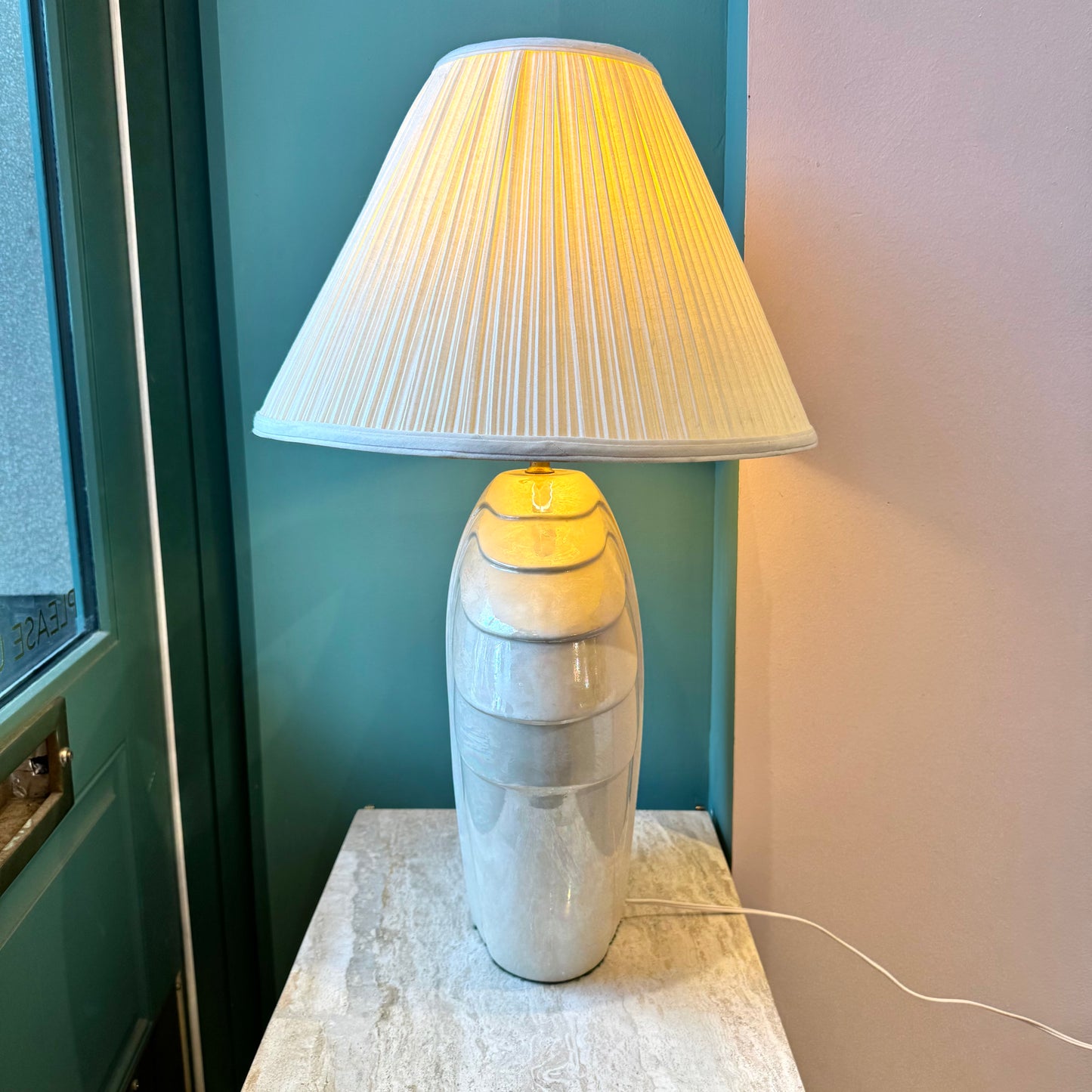 Vintage Opalescent Hollywood Regency Style Lamp