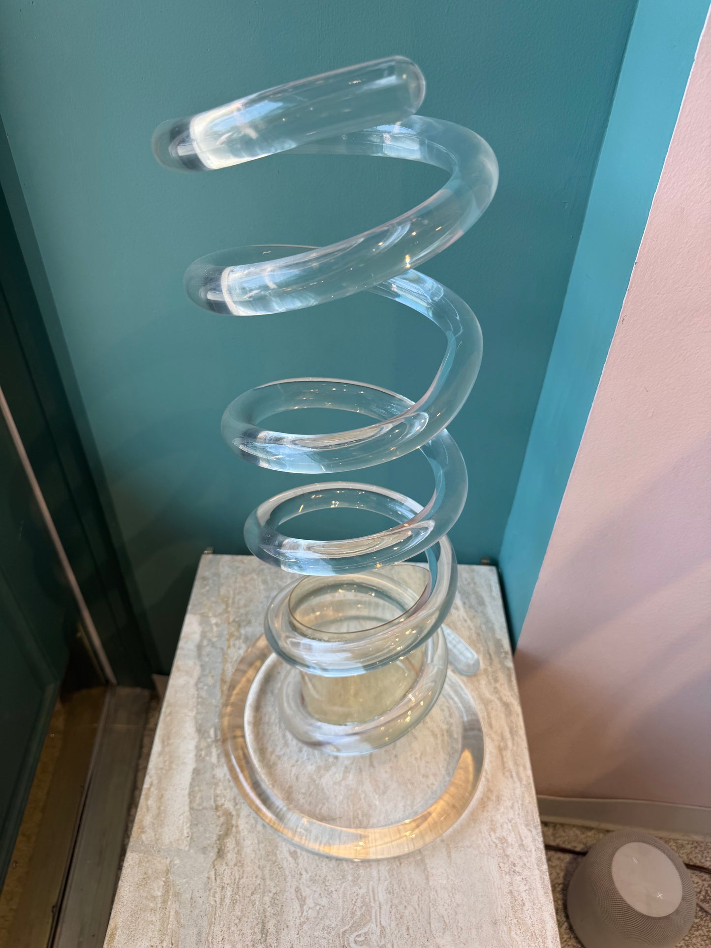 Mid Century Spiral Lucite Umbrella Stand by Dorothy Thorpe (as is)