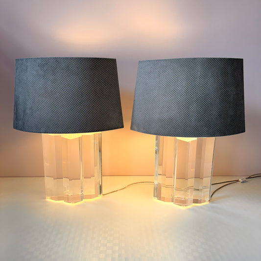 Vintage Lucite Diamond Block Lamp by Les Prismatiques/item