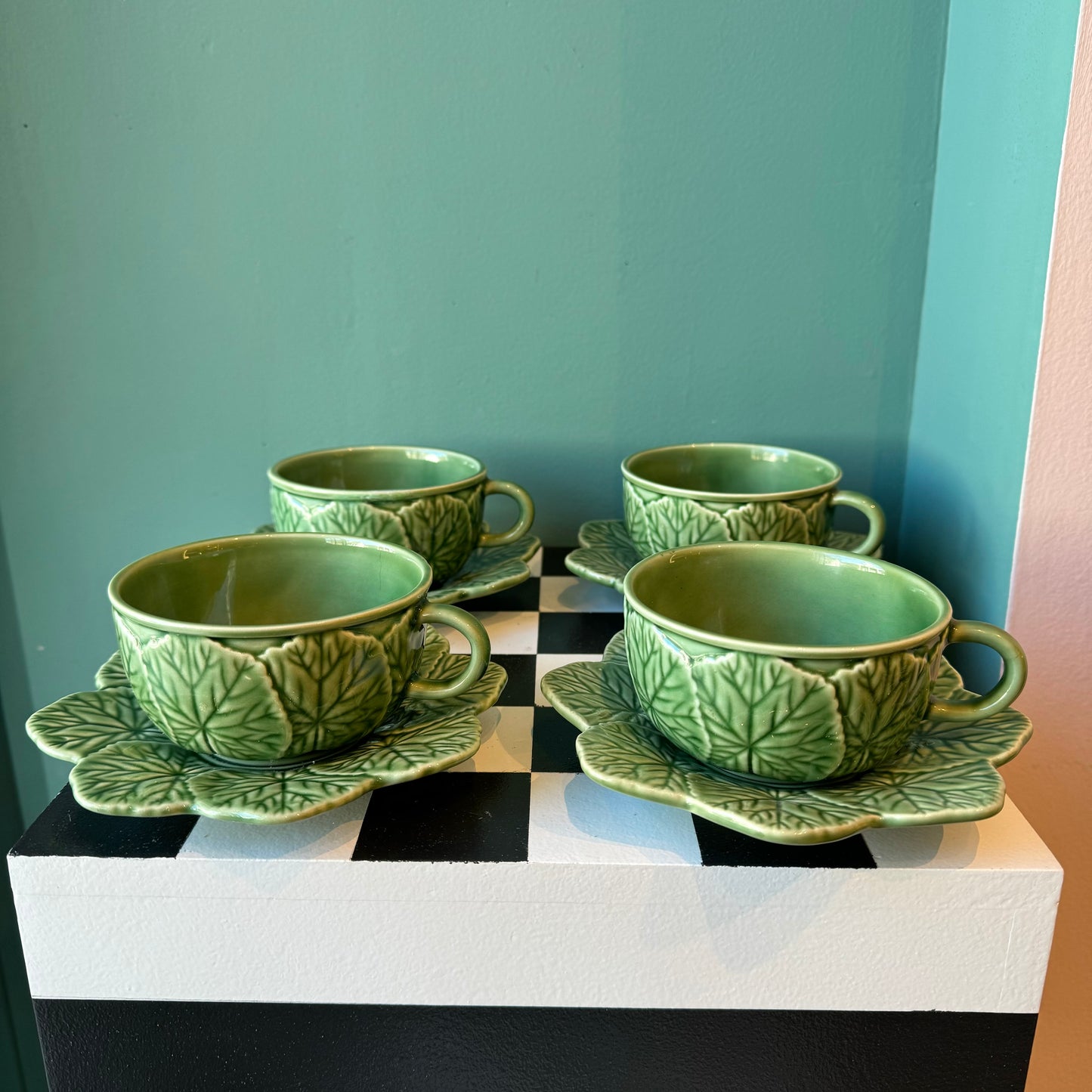 Set of 4 Ivy Leaf Cup and Saucers by Bordallo Pinheiro
