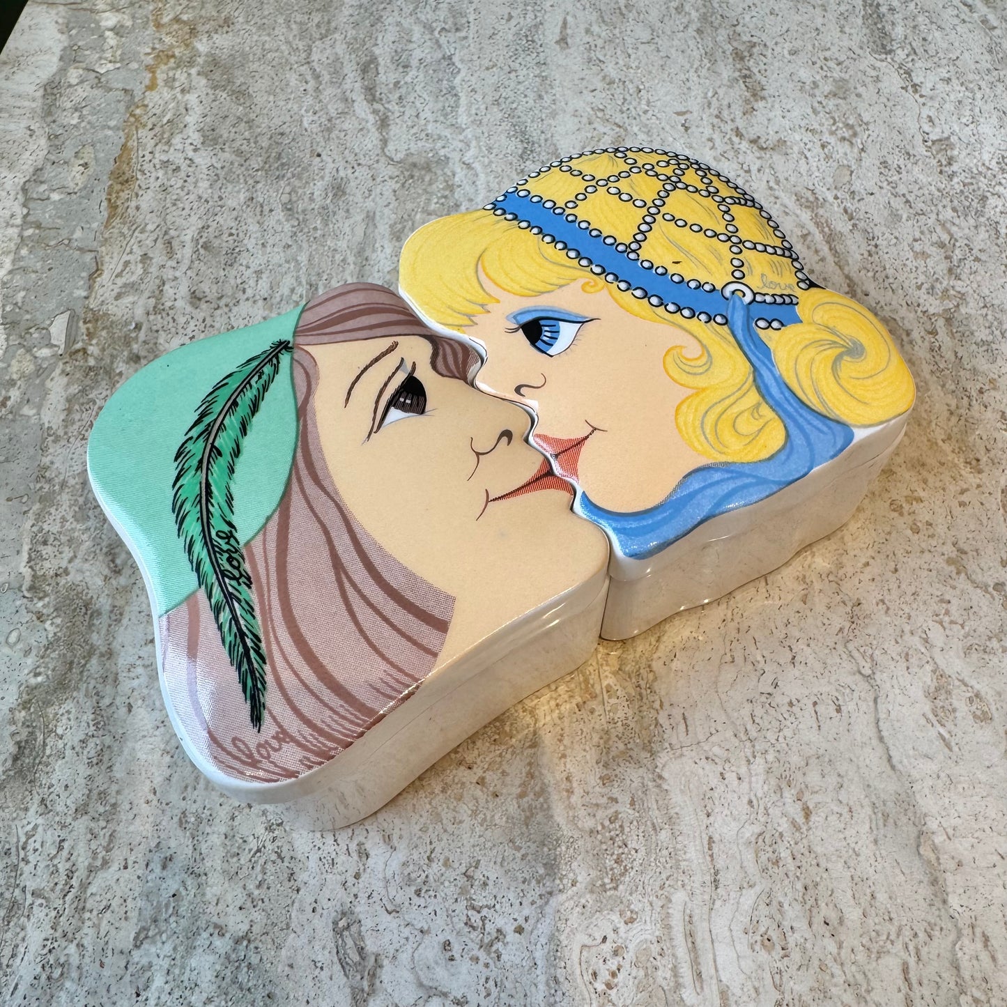 Vintage Pair of 1978 Maid Marian & Robin Hood Kissing Trinket Boxes