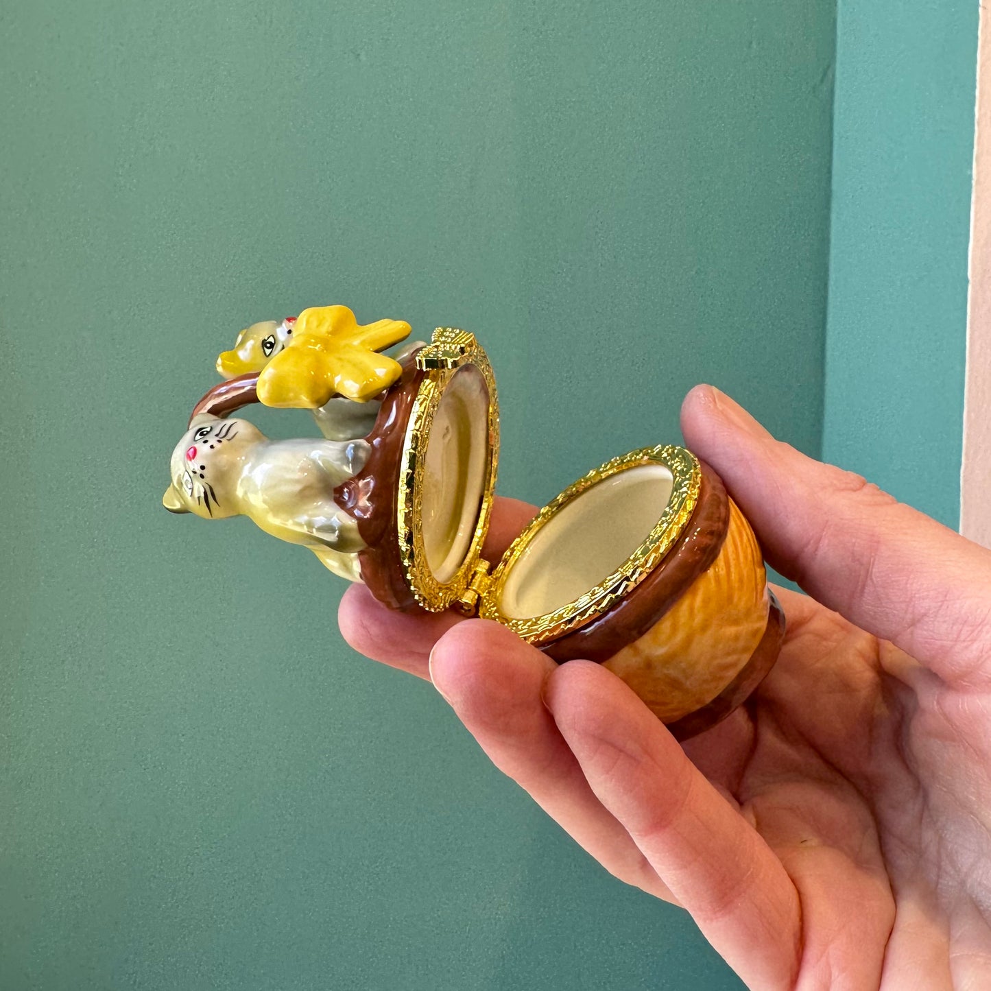 Adorable Cats in a Basket Hand Painted Trinket Box
