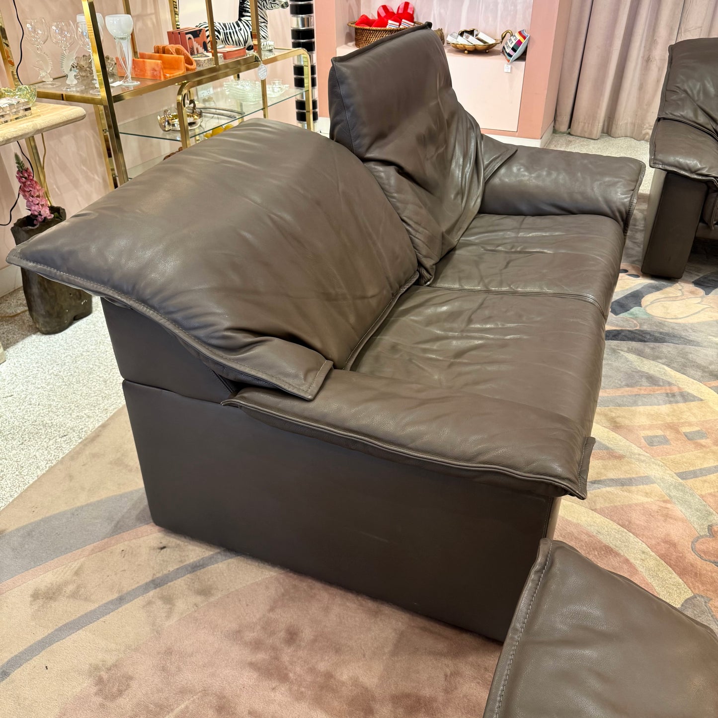 1980's Vintage Taupe Leather Adjustable Sofa by Durlet