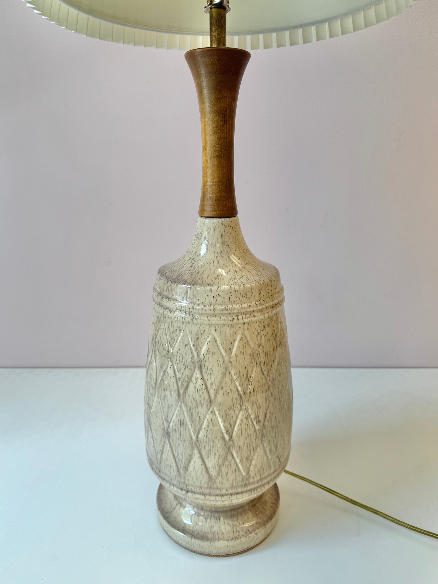 Vintage Mid-Century Ceramic and Walnut Lamp w/shade