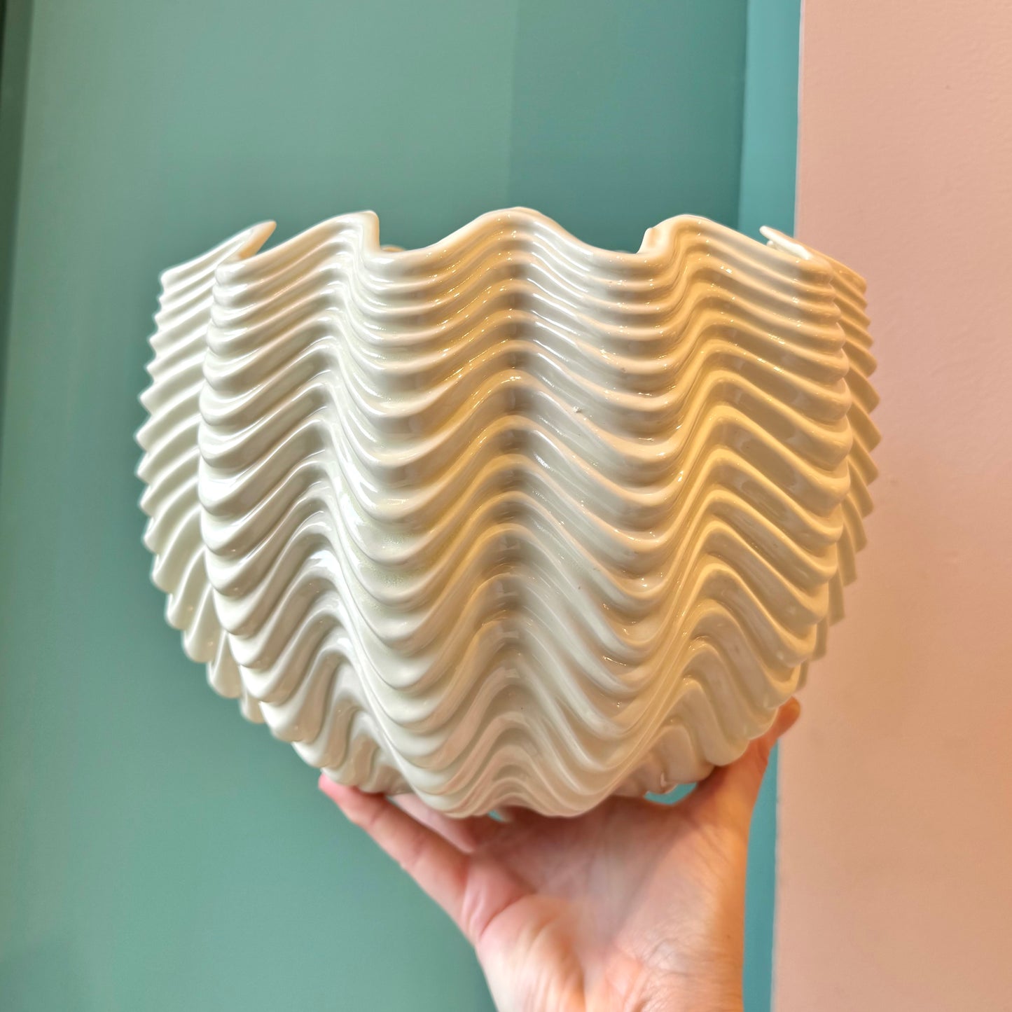 Vintage Shell Style Ceramic Planter Pot