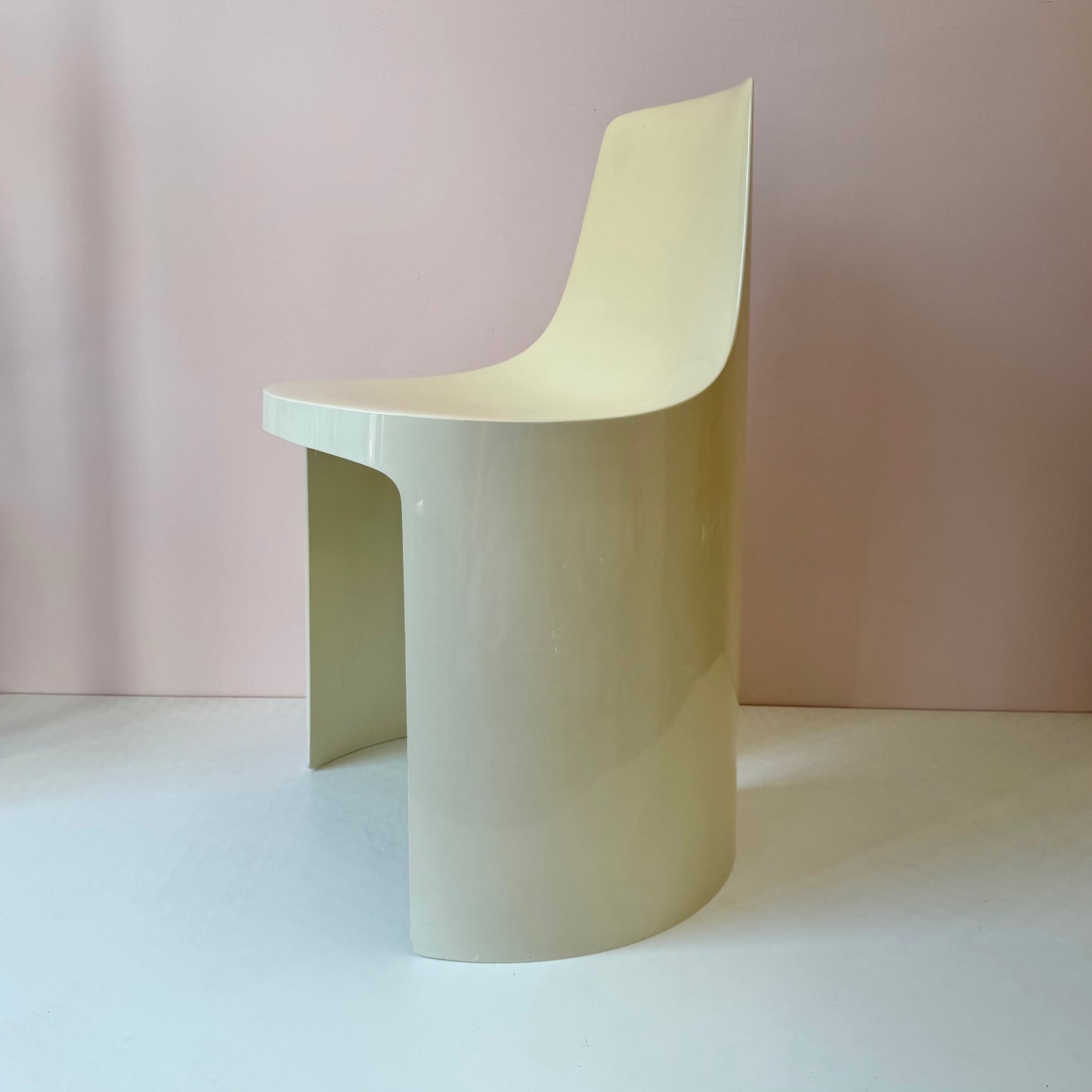 Vintage 1970's "UMBO" Cream Plastic Stacking Chair by Kay Leroy Ruggles