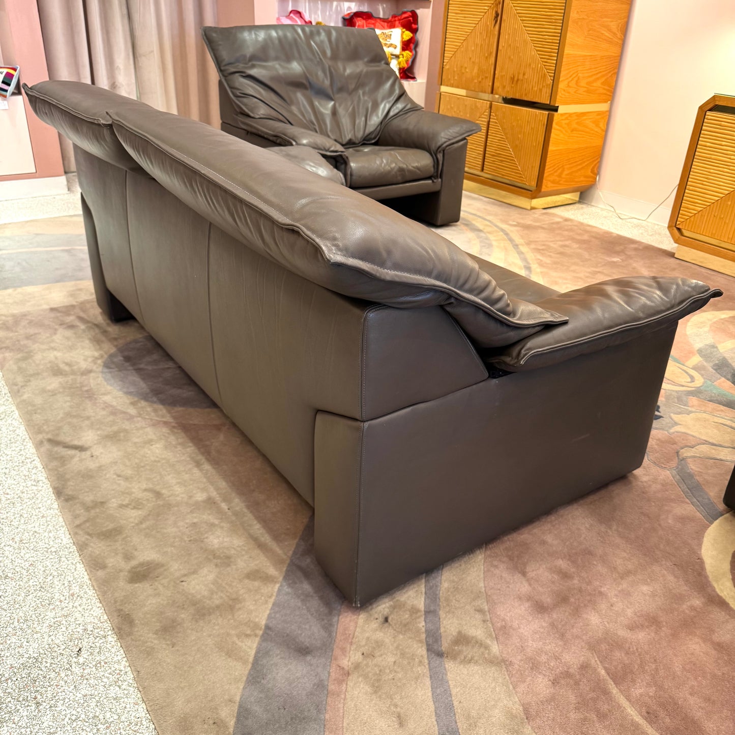 1980's Vintage Taupe Leather Adjustable Sofa by Durlet