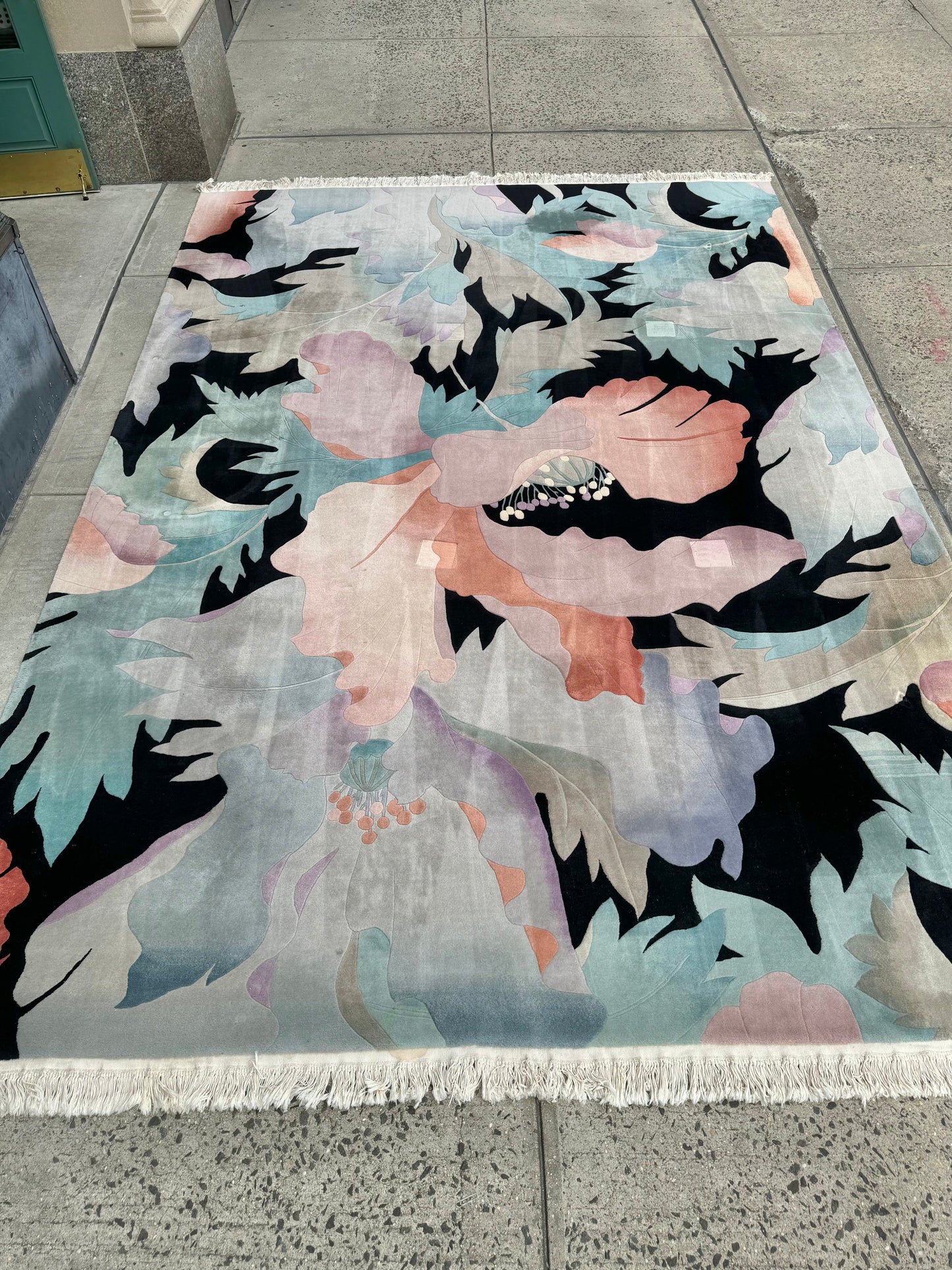 1980's Carved Wool Floral Area Rug 10' x 14'