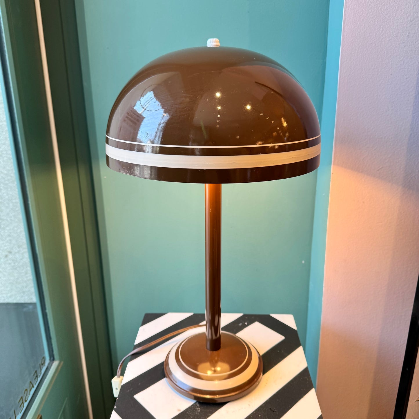 Vintage MCM Mushroom Dome Table Lamp