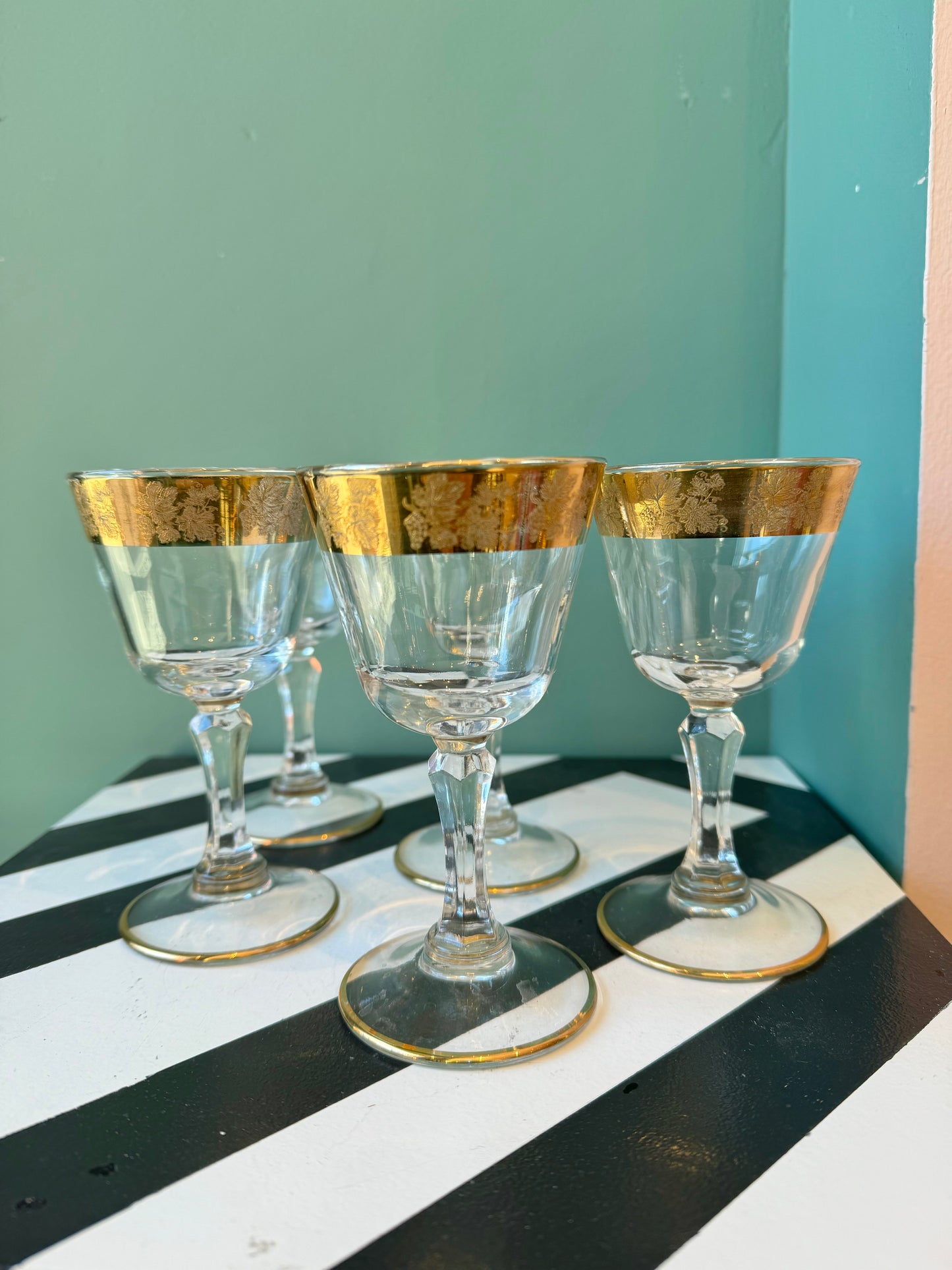 Set of 5 Mid Century Cera Style Gold Grape and Vine Apertif Glasses