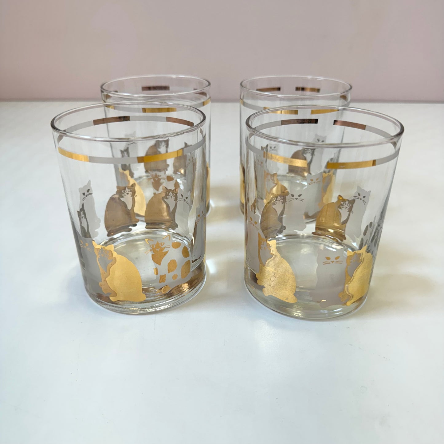 Vintage Set of Four 22 Karat Gold and White Cat Rock Glasses by Georges Briard
