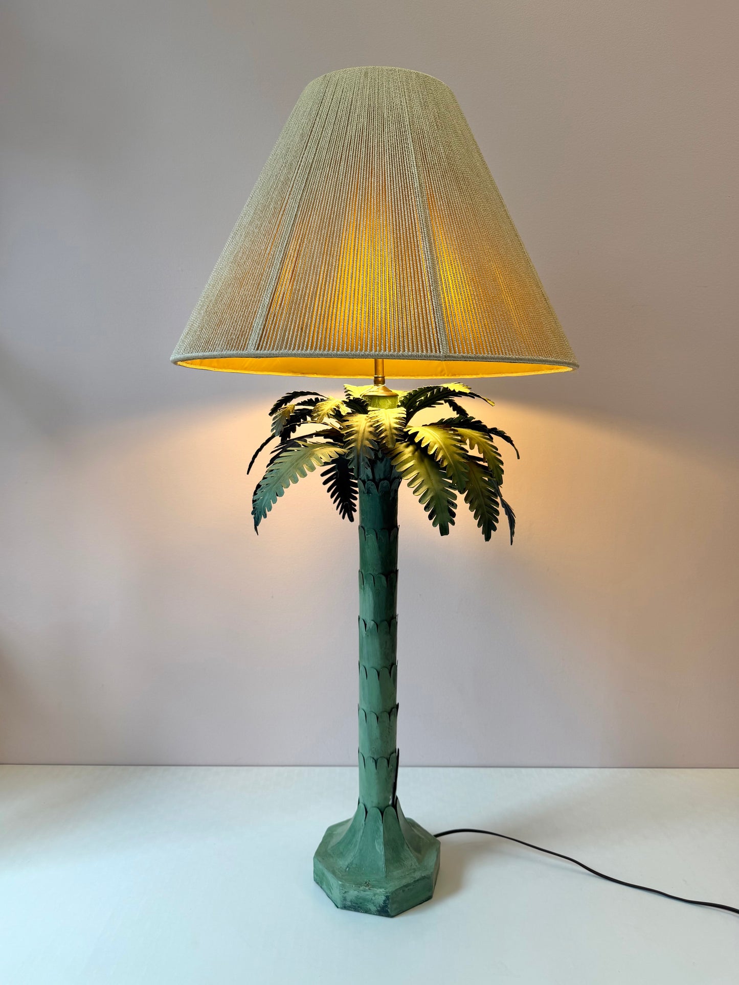 Vintage 1970s Chapman Style Palm Tree Table Lamp/per item