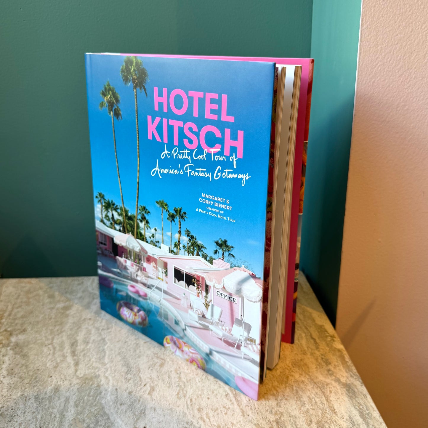 Hotel Kitsch Book: A Pretty Cool Tour of America's Fantasy Getaways