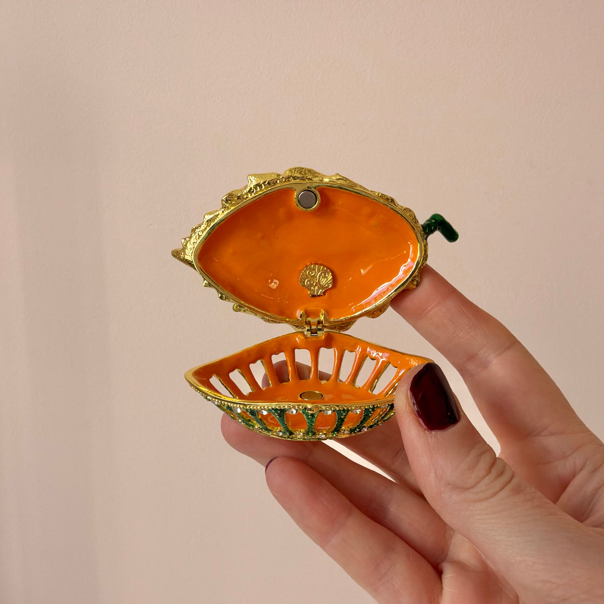 Jeweled Frog On A Leaf Trinket Box