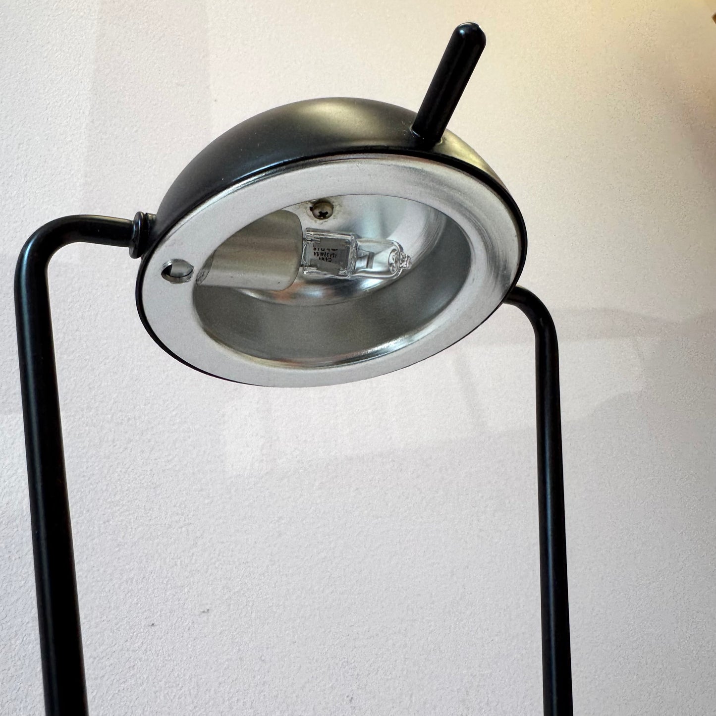 Vintage Postmodern Italian Articulating Black Table Lamp