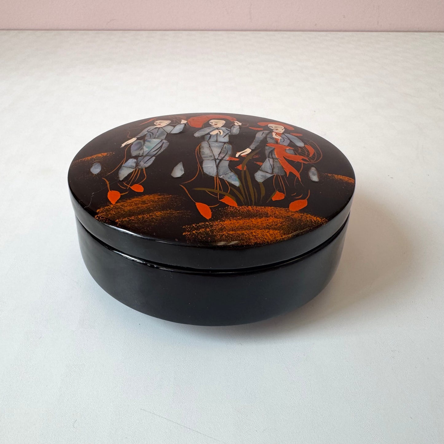 Vintage Asian Lacquer Box with Mother of Pearl Figural Inlay (as is)