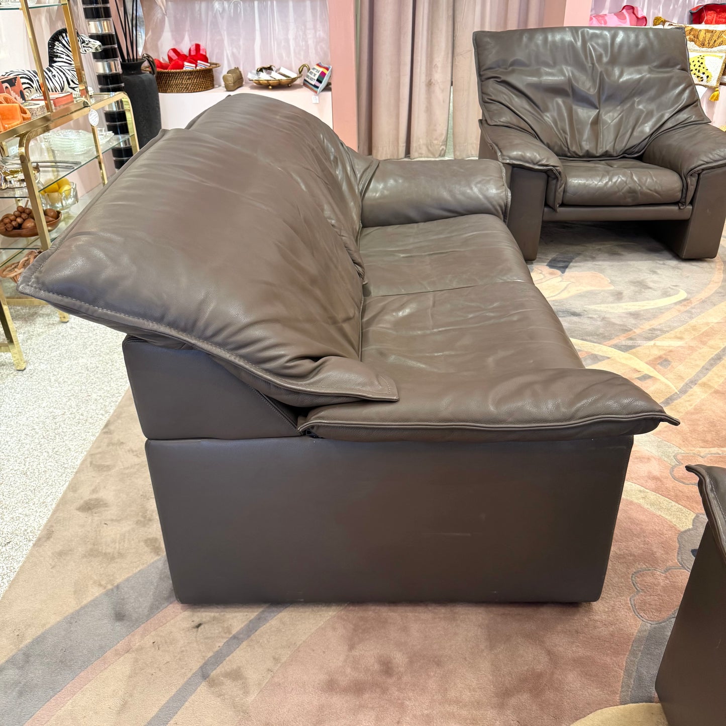 1980's Vintage Taupe Leather Adjustable Sofa by Durlet