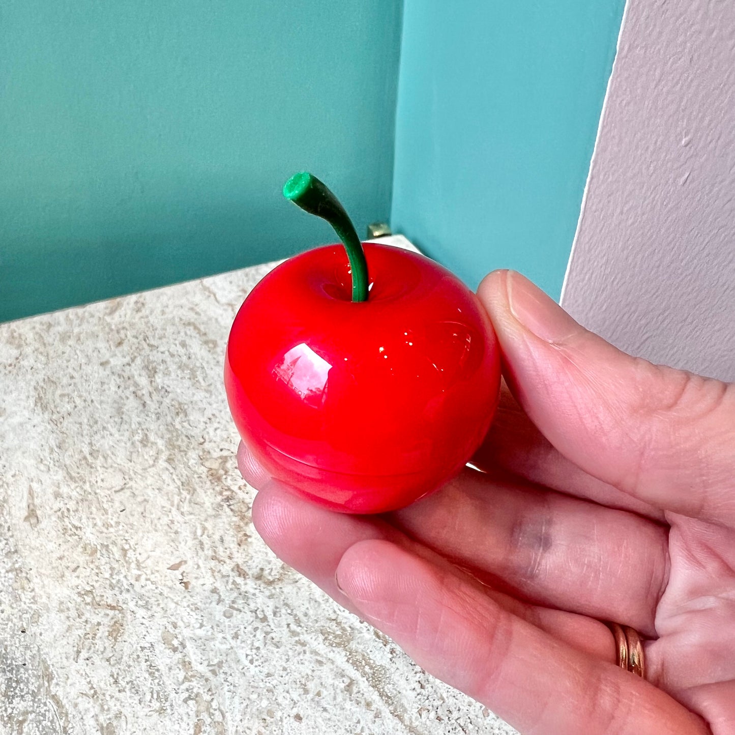Mini Fruit Lip Balm: Cherry