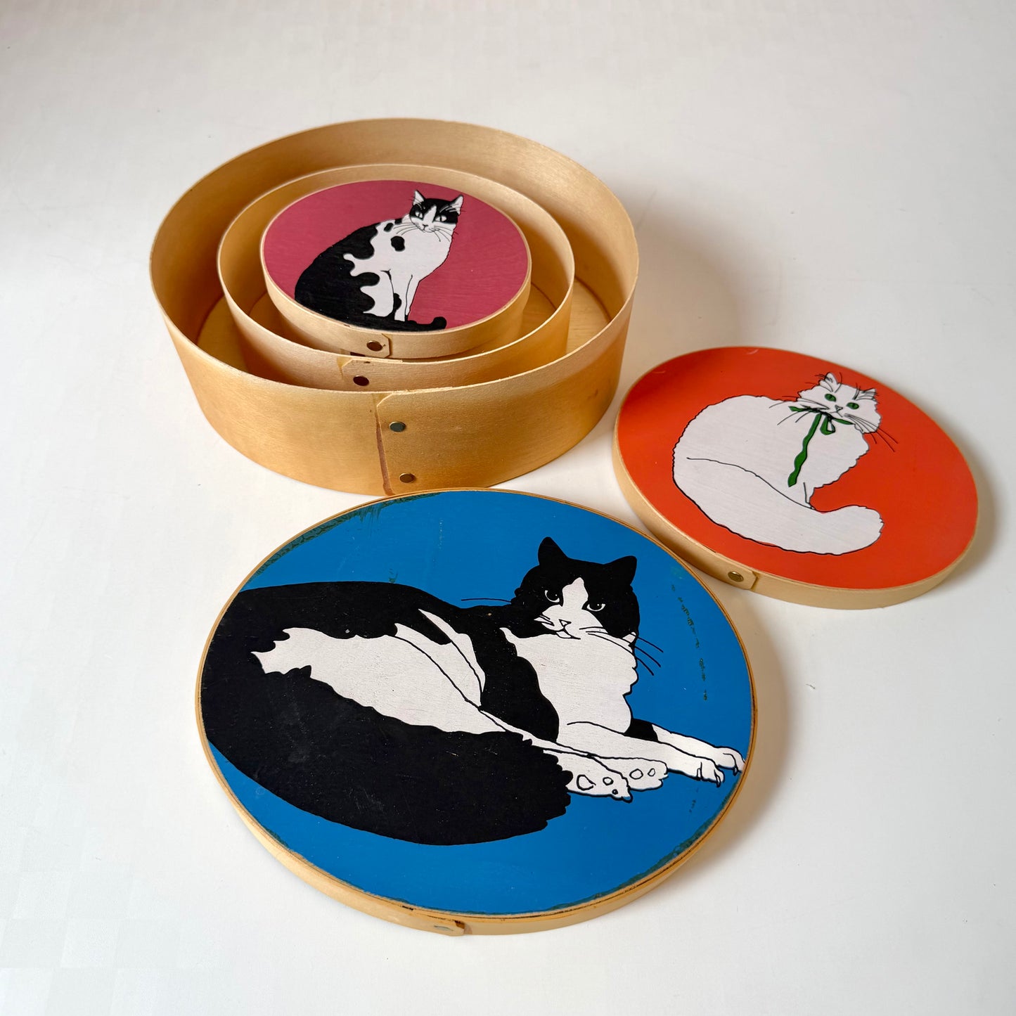 Set of 3 Vintage Wooden Cat Illustration Nesting Shaker Boxes