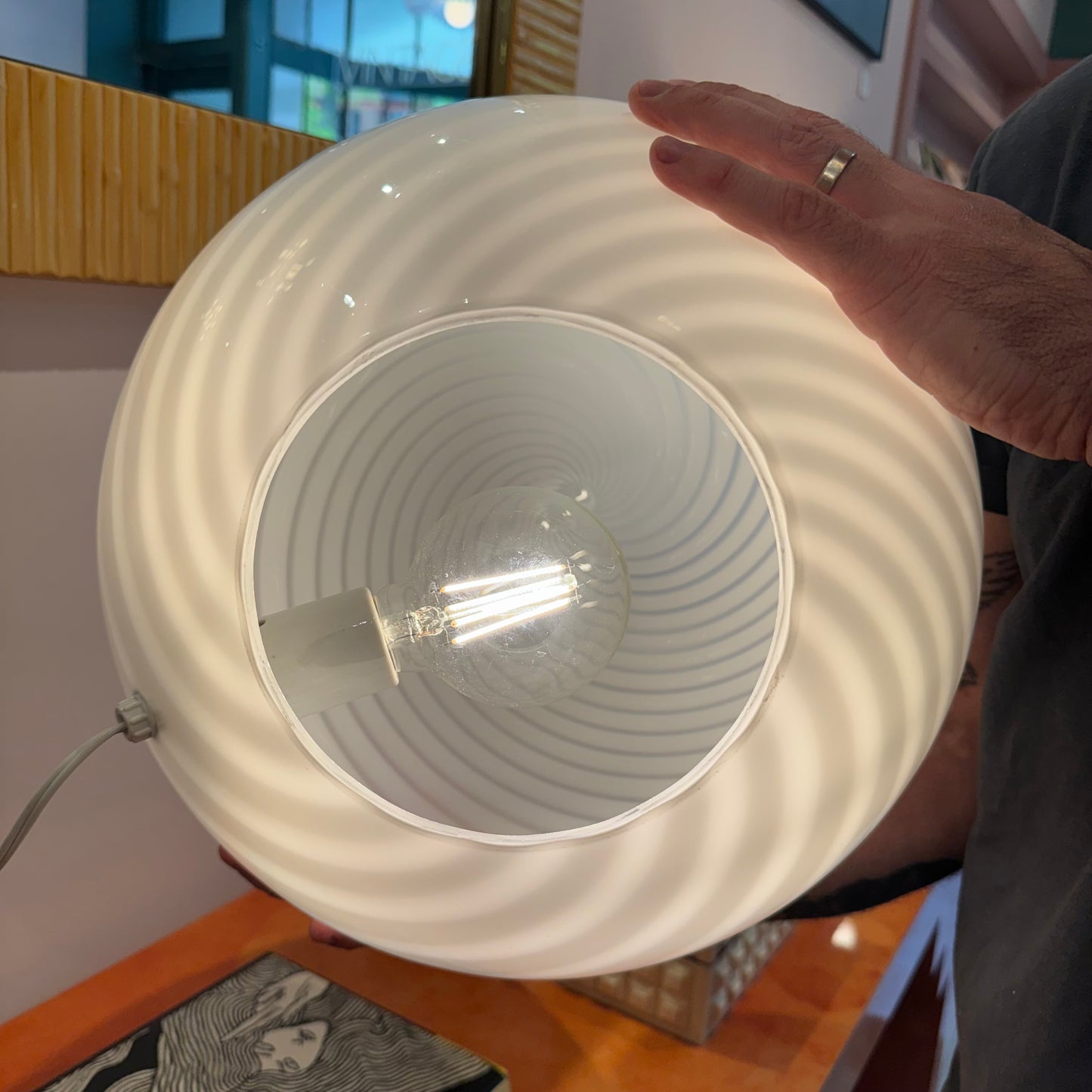 Vintage Large Vetri Murano Glass Egg Lamp