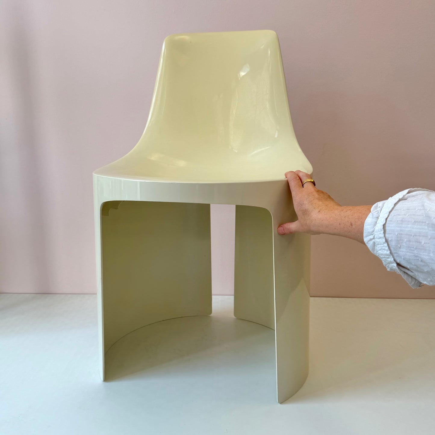Vintage 1970's "UMBO" Cream Plastic Stacking Chair by Kay Leroy Ruggles