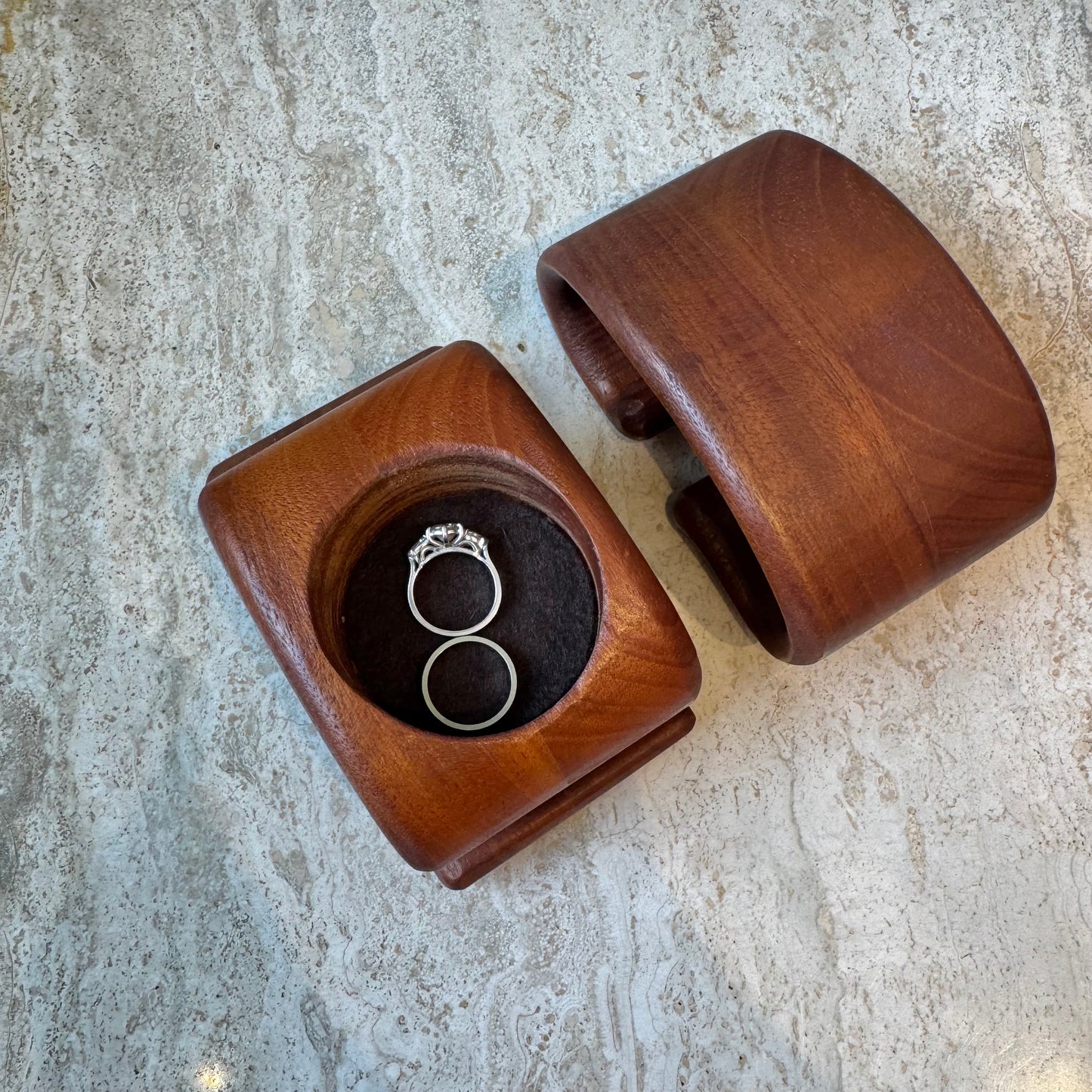 Vintage Fred Marilyn Buss Style Puzzle Box