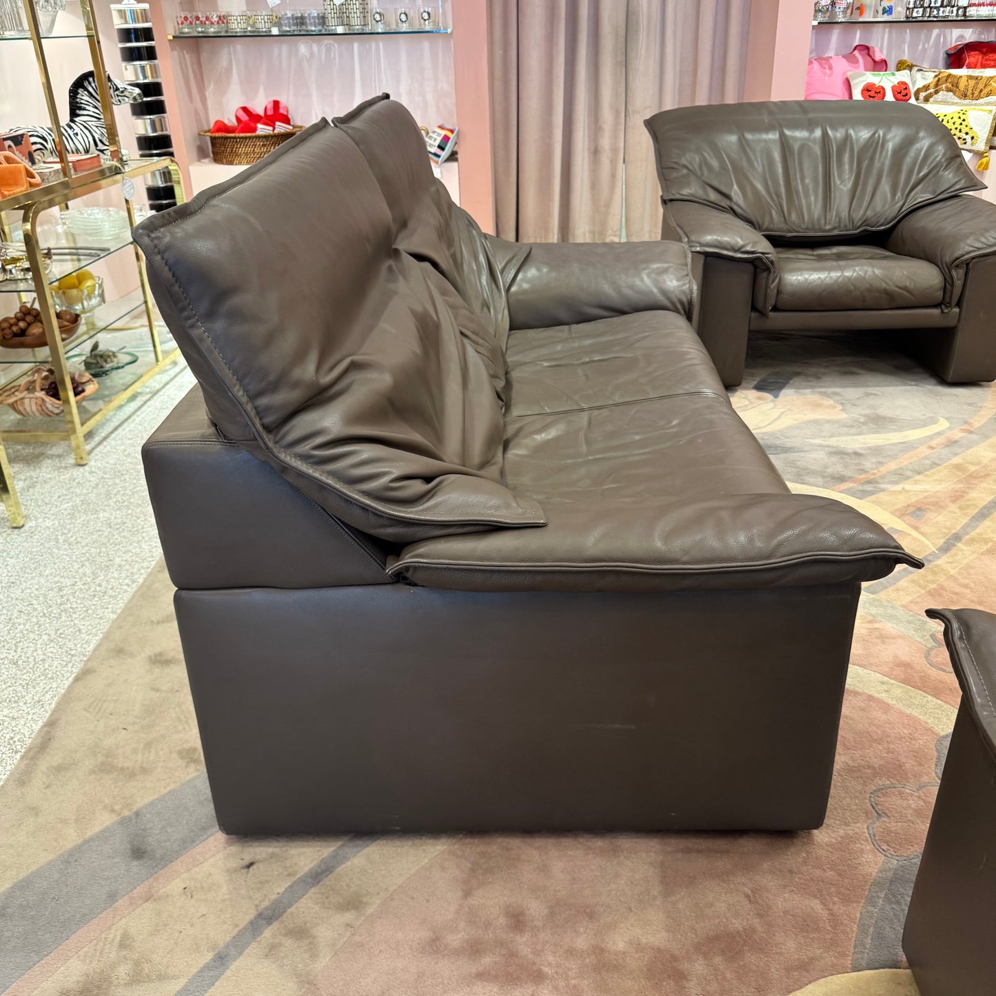 1980's Vintage Taupe Leather Adjustable Sofa by Durlet