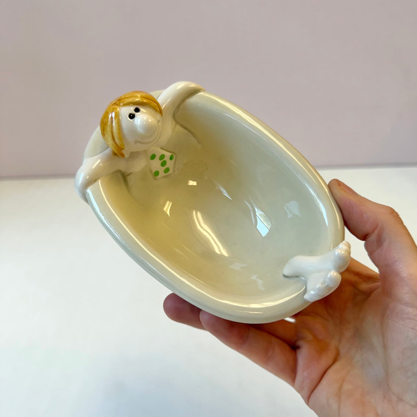Vintage Fitz & Floyd Ceramic Bathtub Soap Dish