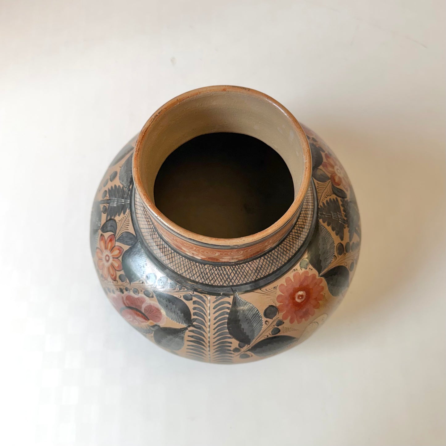 Vintage Hand Painted Mexican Tonala Pottery Vase